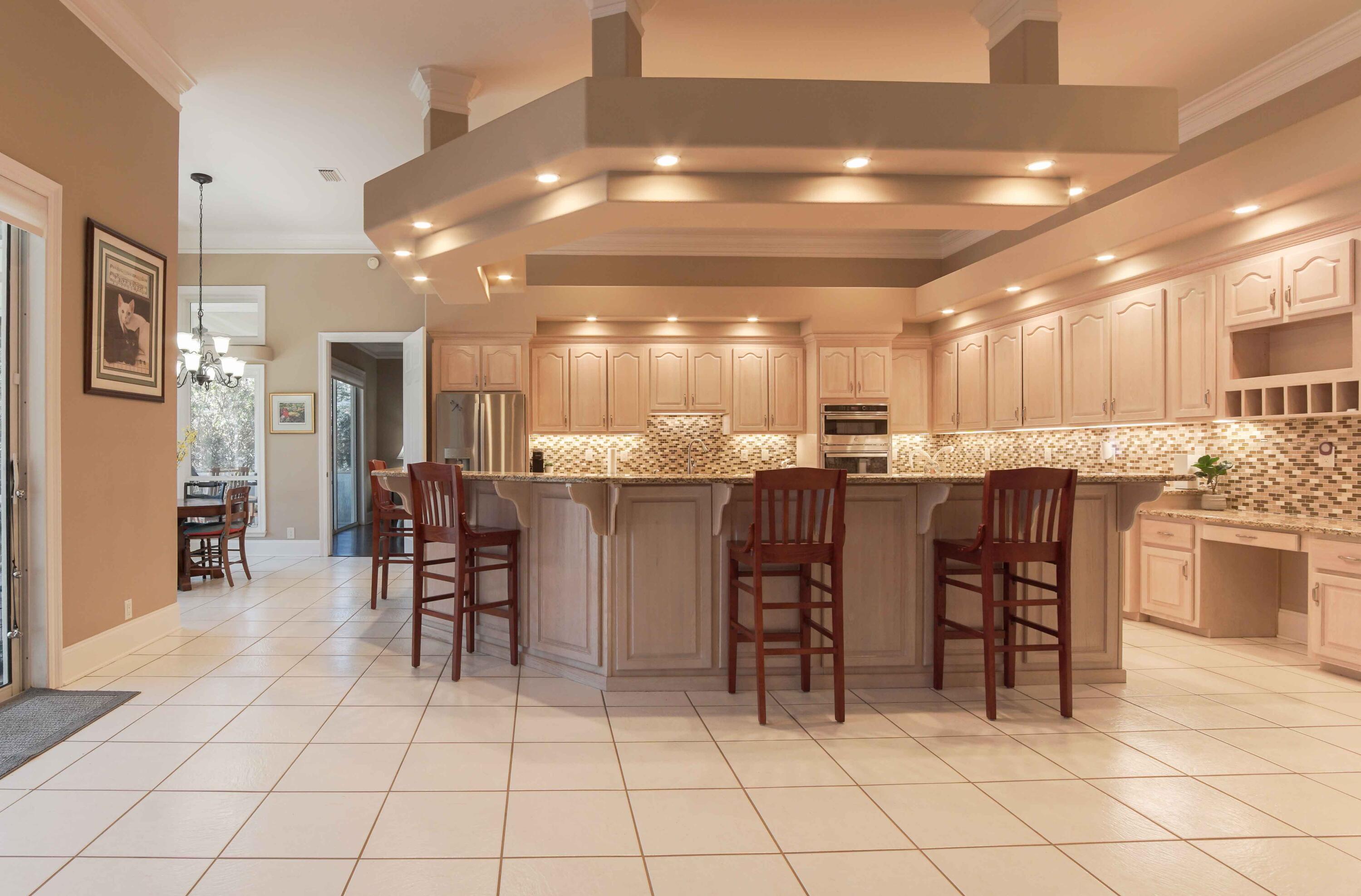 EMERALD LAKES PH 1 - Residential