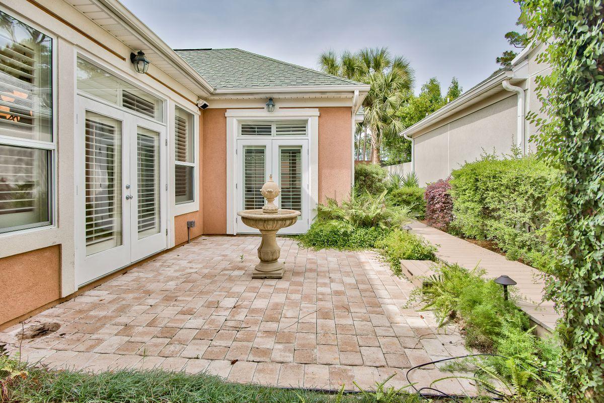 FAIRWAY VILLAS - Residential