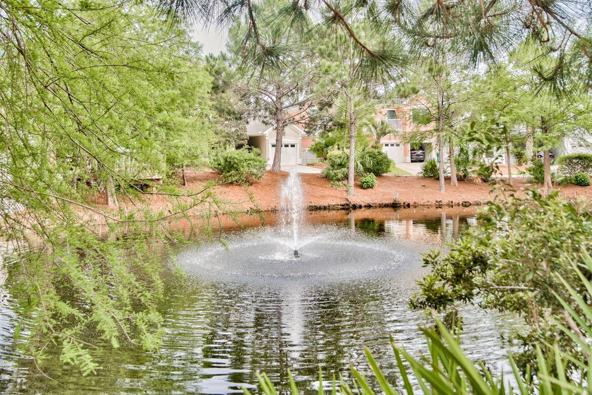 FAIRWAY VILLAS - Residential