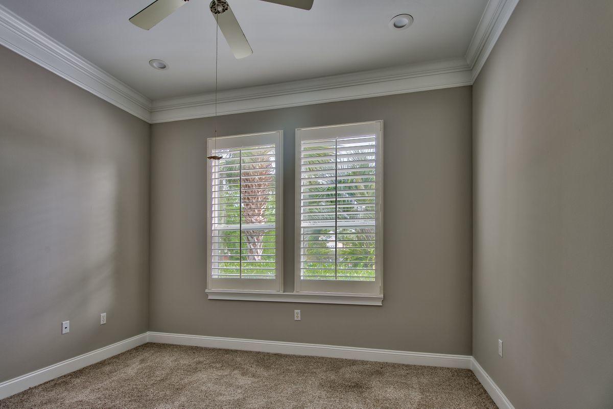 FAIRWAY VILLAS - Residential