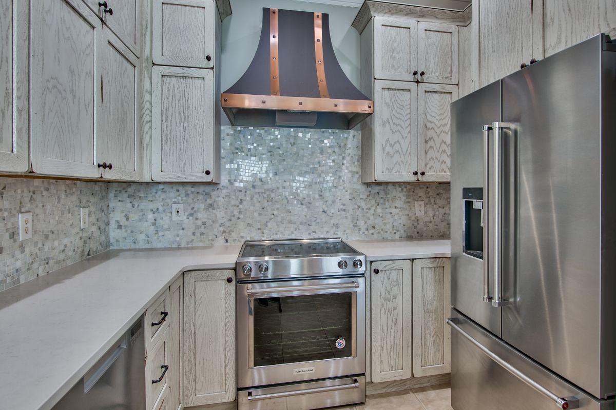 FAIRWAY VILLAS - Residential