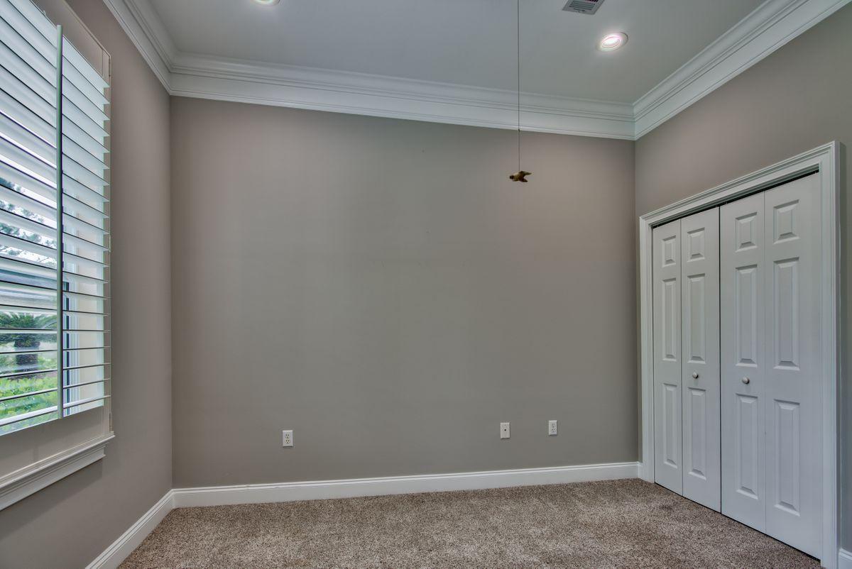 FAIRWAY VILLAS - Residential