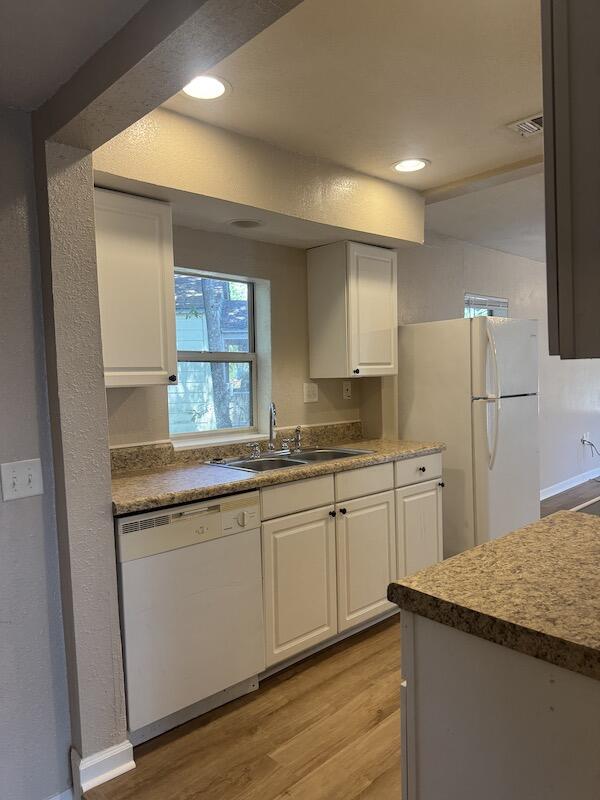 CRESTVIEW - Residential Lease