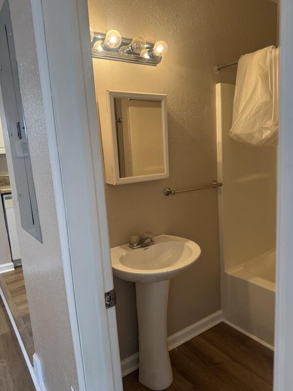 CRESTVIEW - Residential Lease