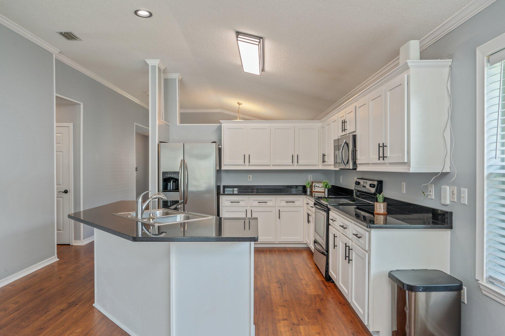 EMERALD VILLAGE S/D - Residential