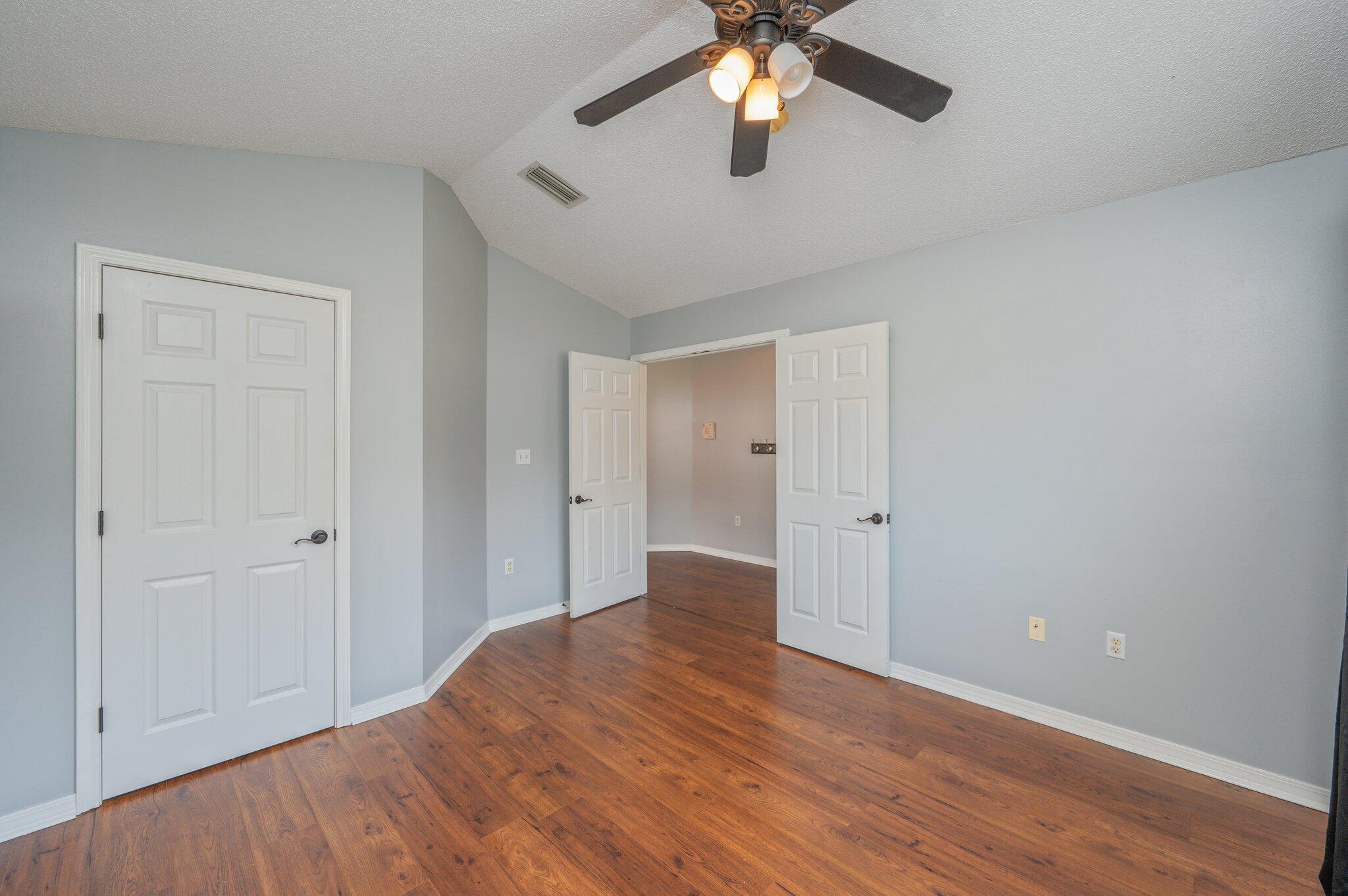 EMERALD VILLAGE S/D - Residential