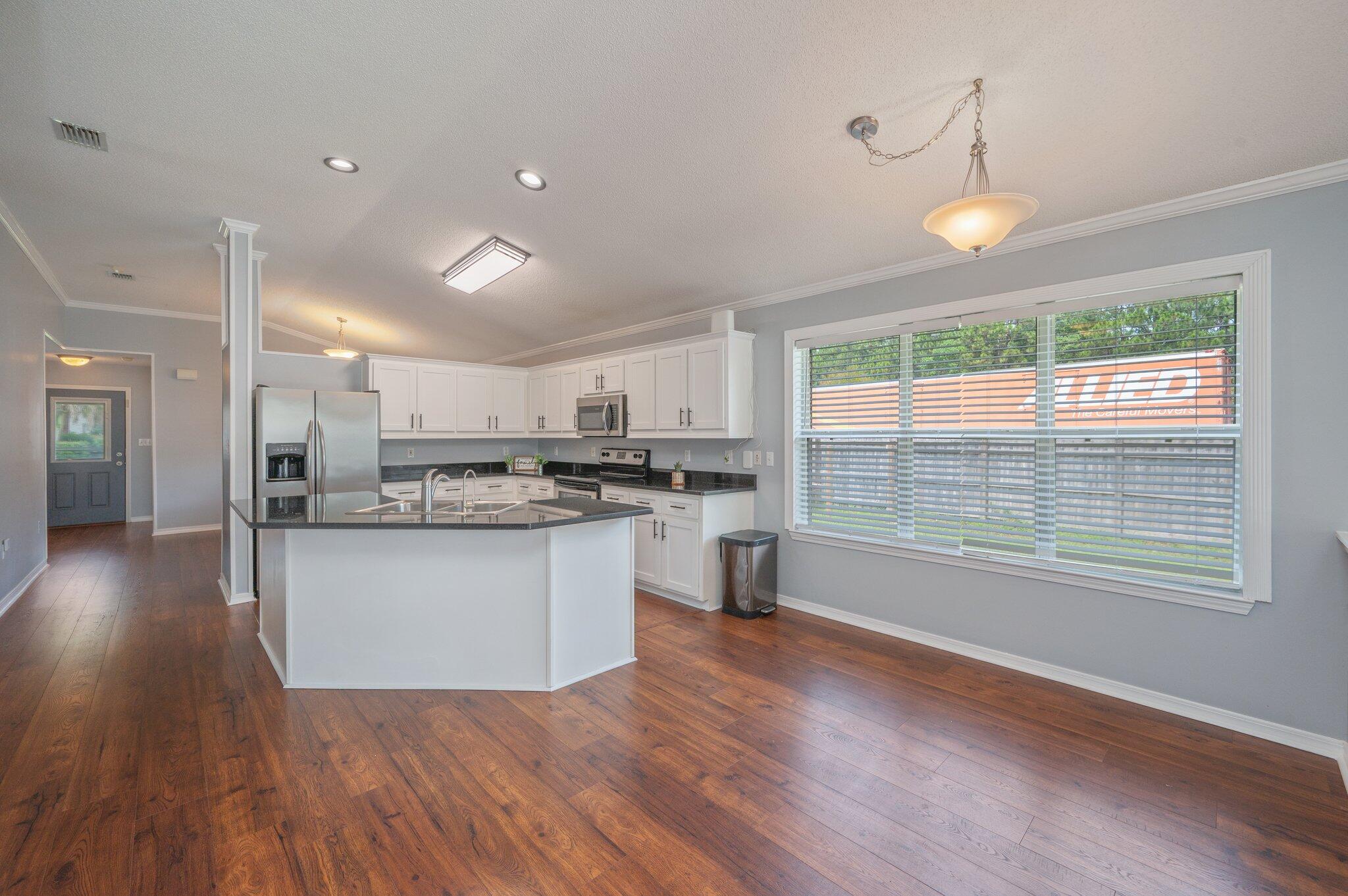 EMERALD VILLAGE S/D - Residential