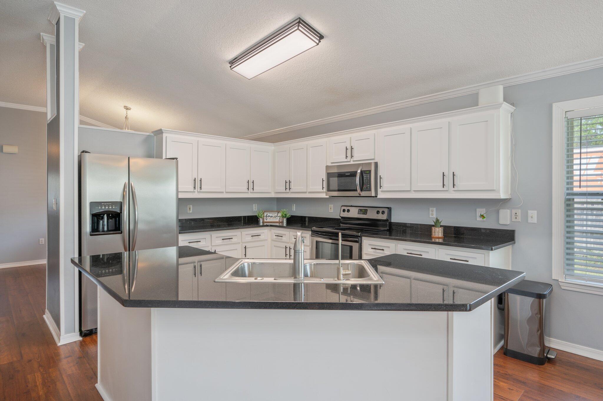 EMERALD VILLAGE S/D - Residential