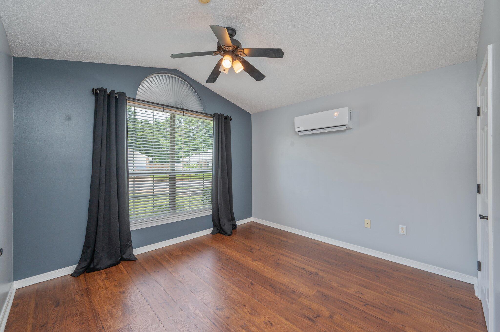 EMERALD VILLAGE S/D - Residential