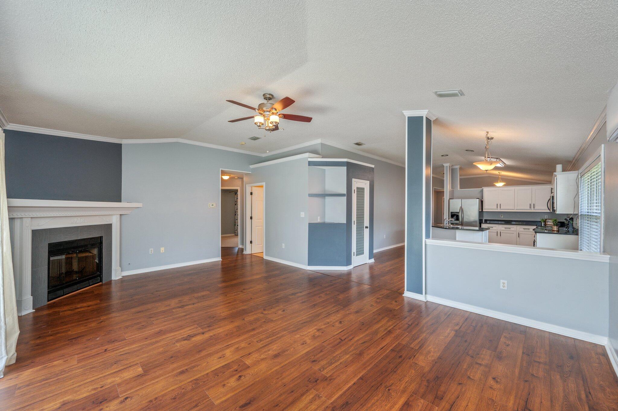 EMERALD VILLAGE S/D - Residential