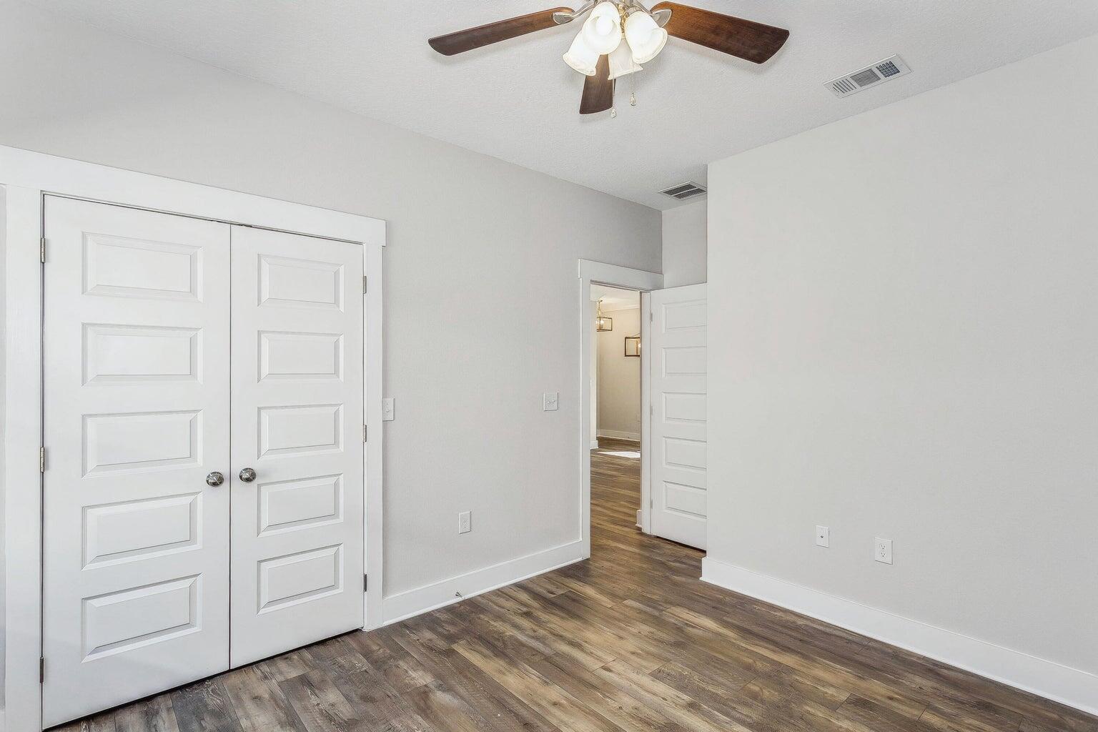 NICEVILLE (222200.00) - Residential