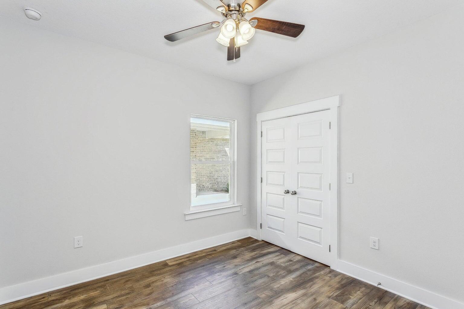 NICEVILLE (222200.00) - Residential