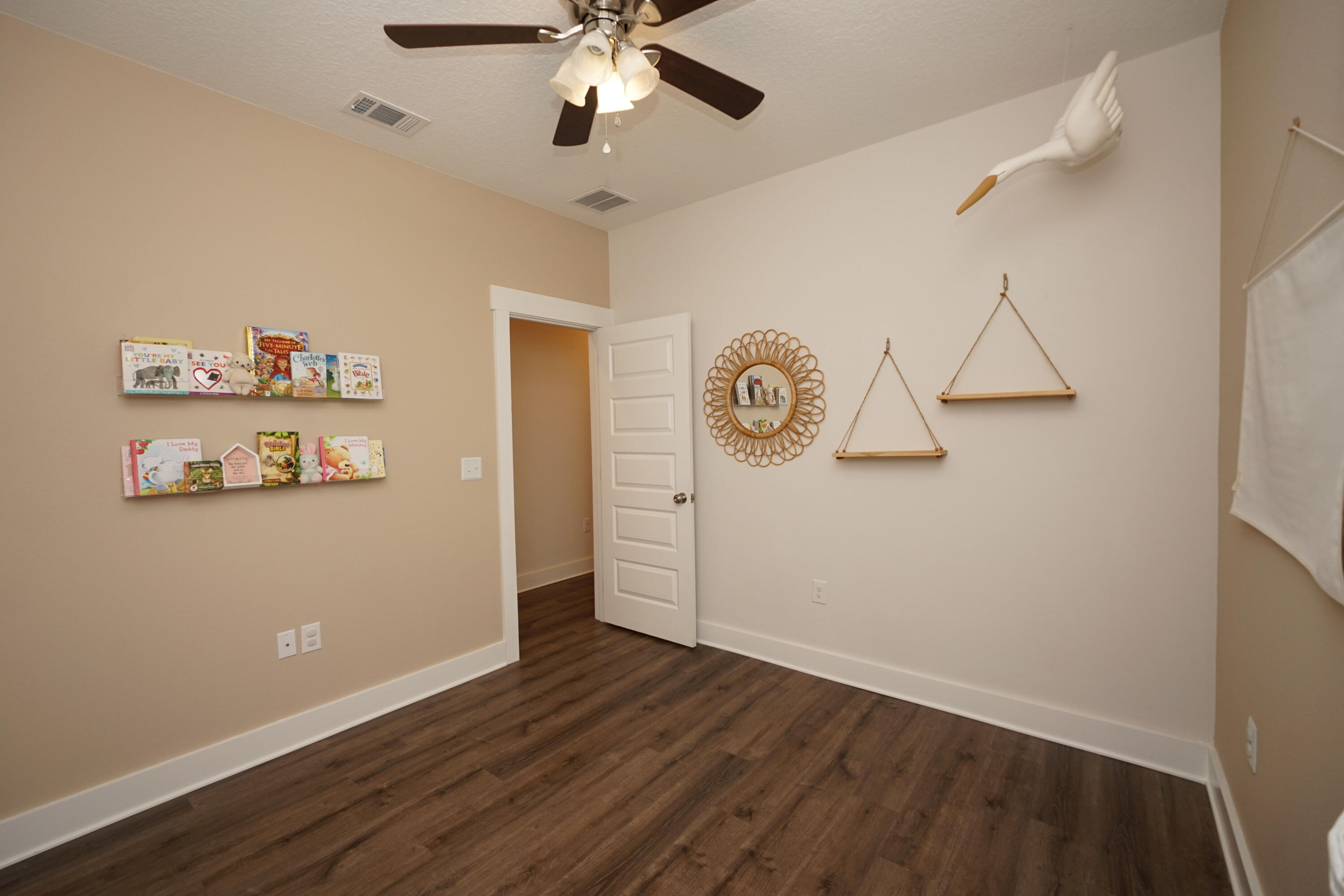 NICEVILLE (222200.00) - Residential