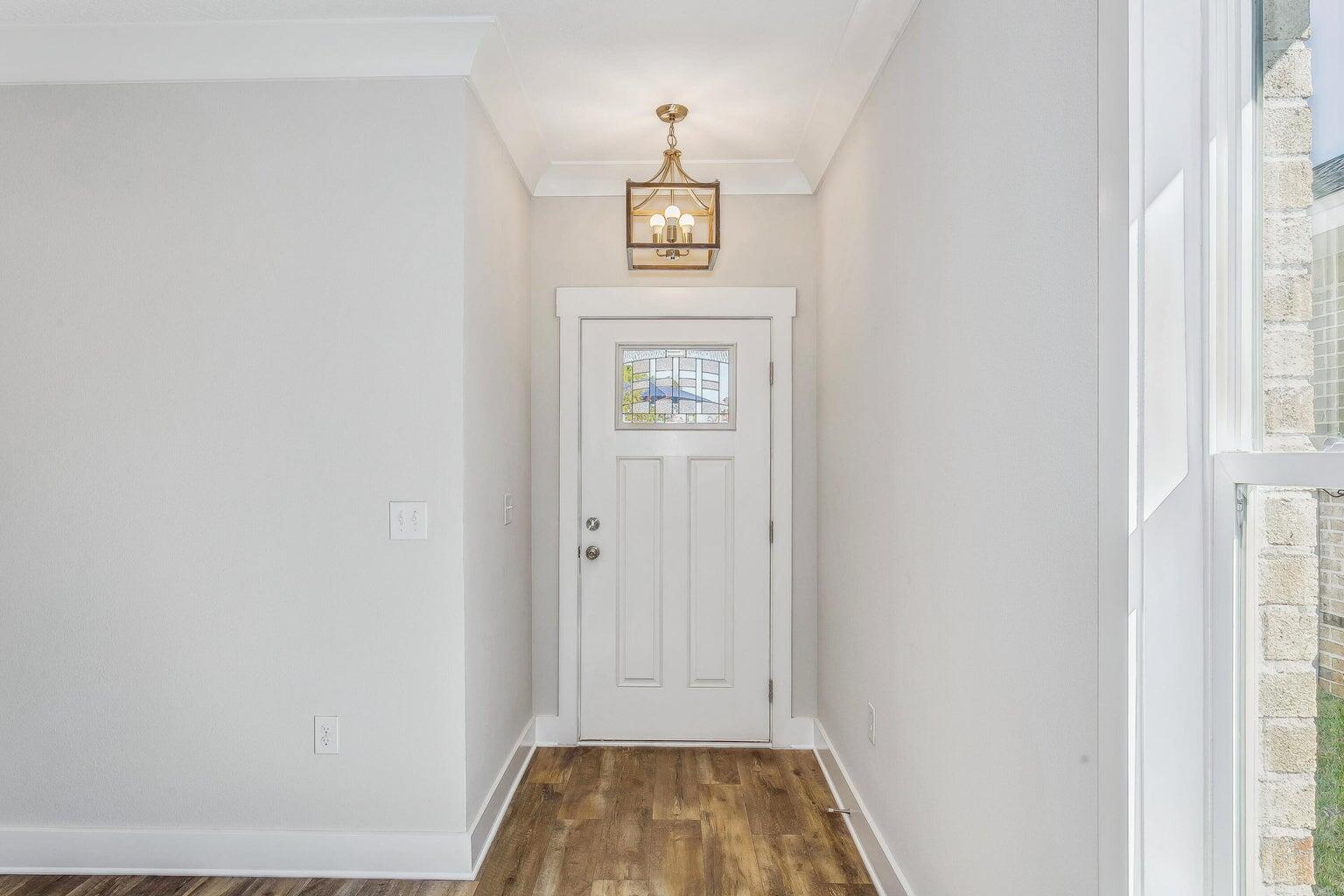 NICEVILLE (222200.00) - Residential