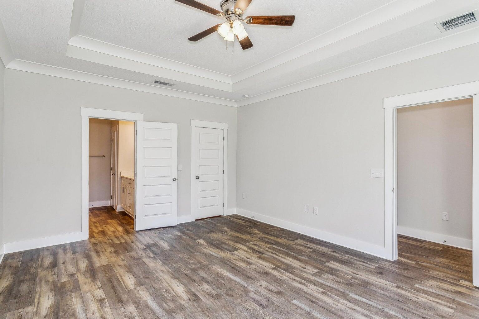 NICEVILLE (222200.00) - Residential