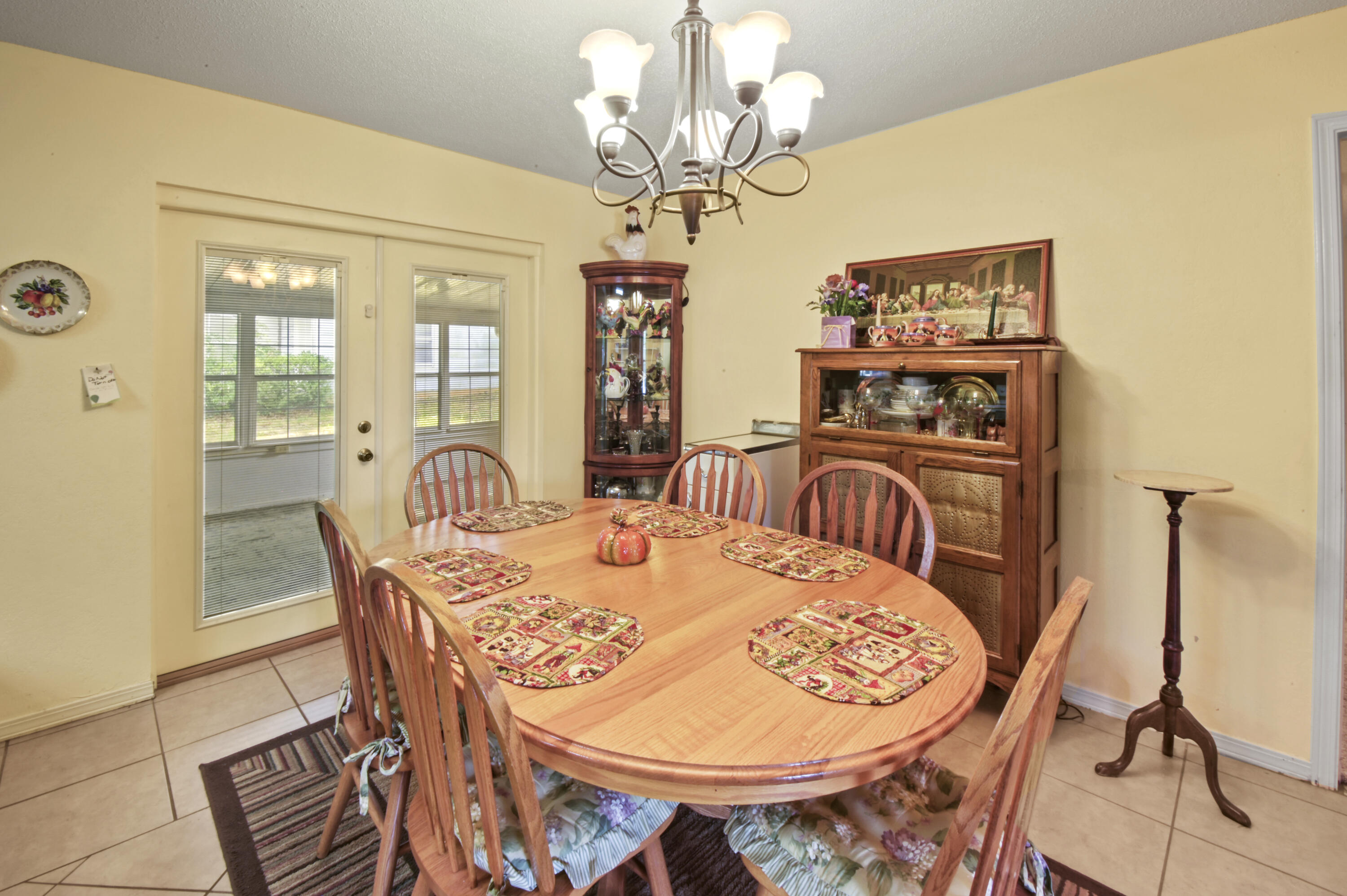 CHANTILLY WOODS - Residential