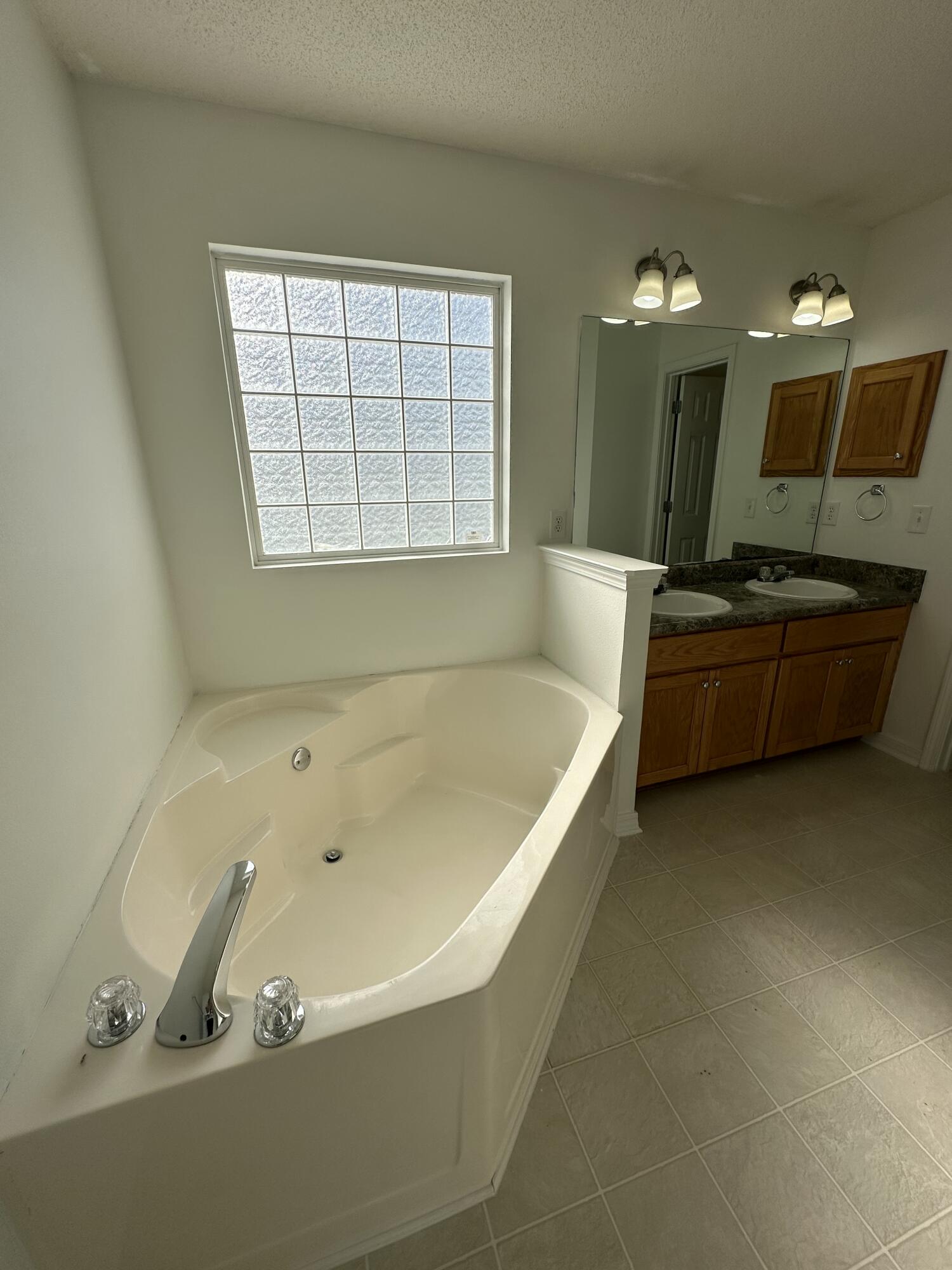 Berry Place - Residential Lease
