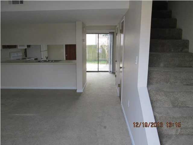 VIKING MANOR PH 1 - Residential Lease