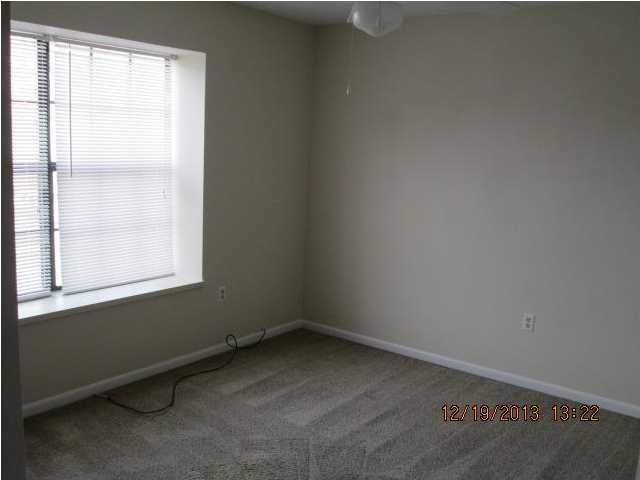 VIKING MANOR PH 1 - Residential Lease
