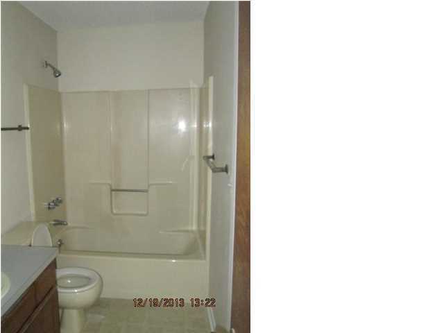 VIKING MANOR PH 1 - Residential Lease
