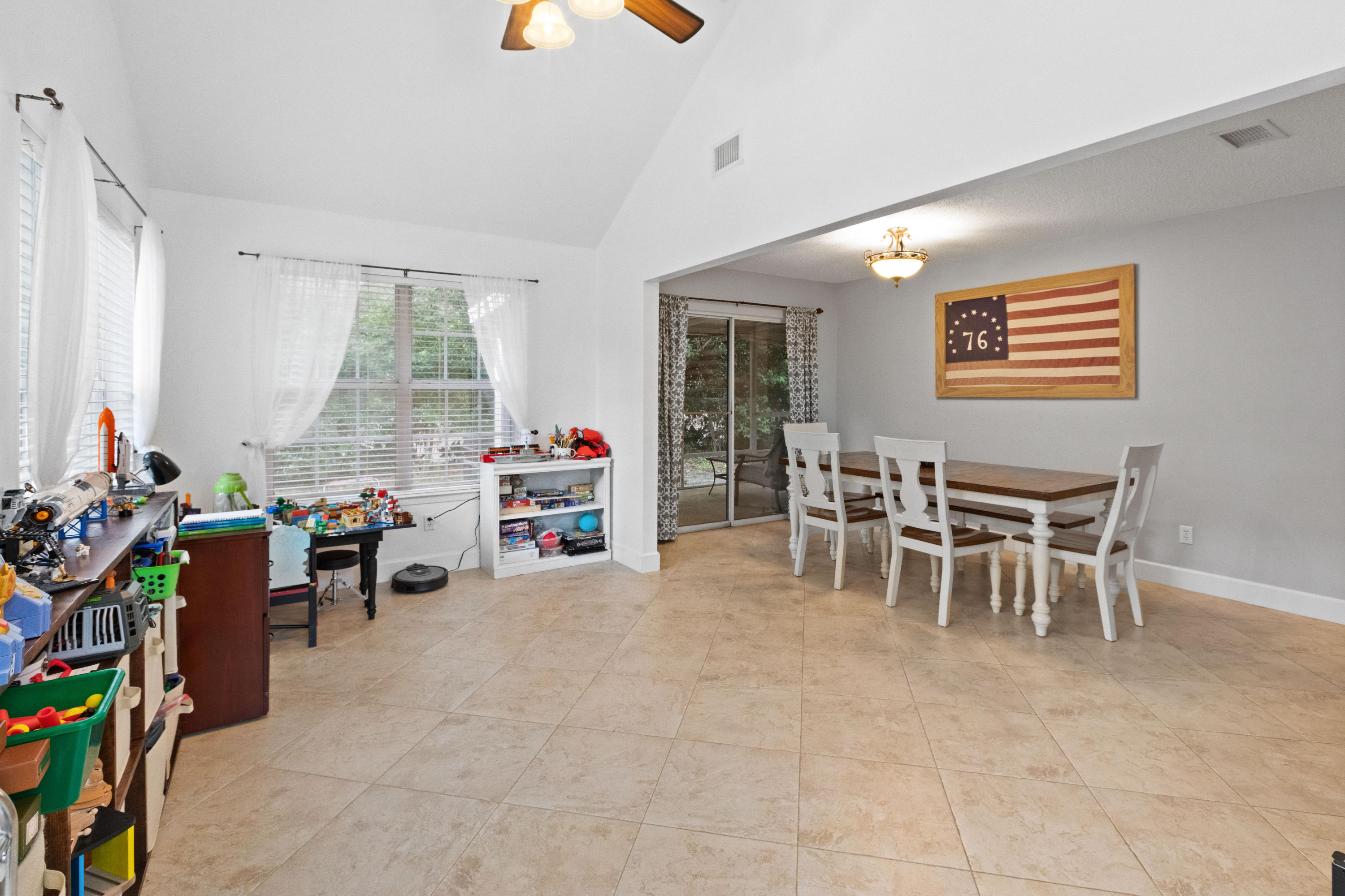 FAIRWAY LAKES PH 2 - Residential