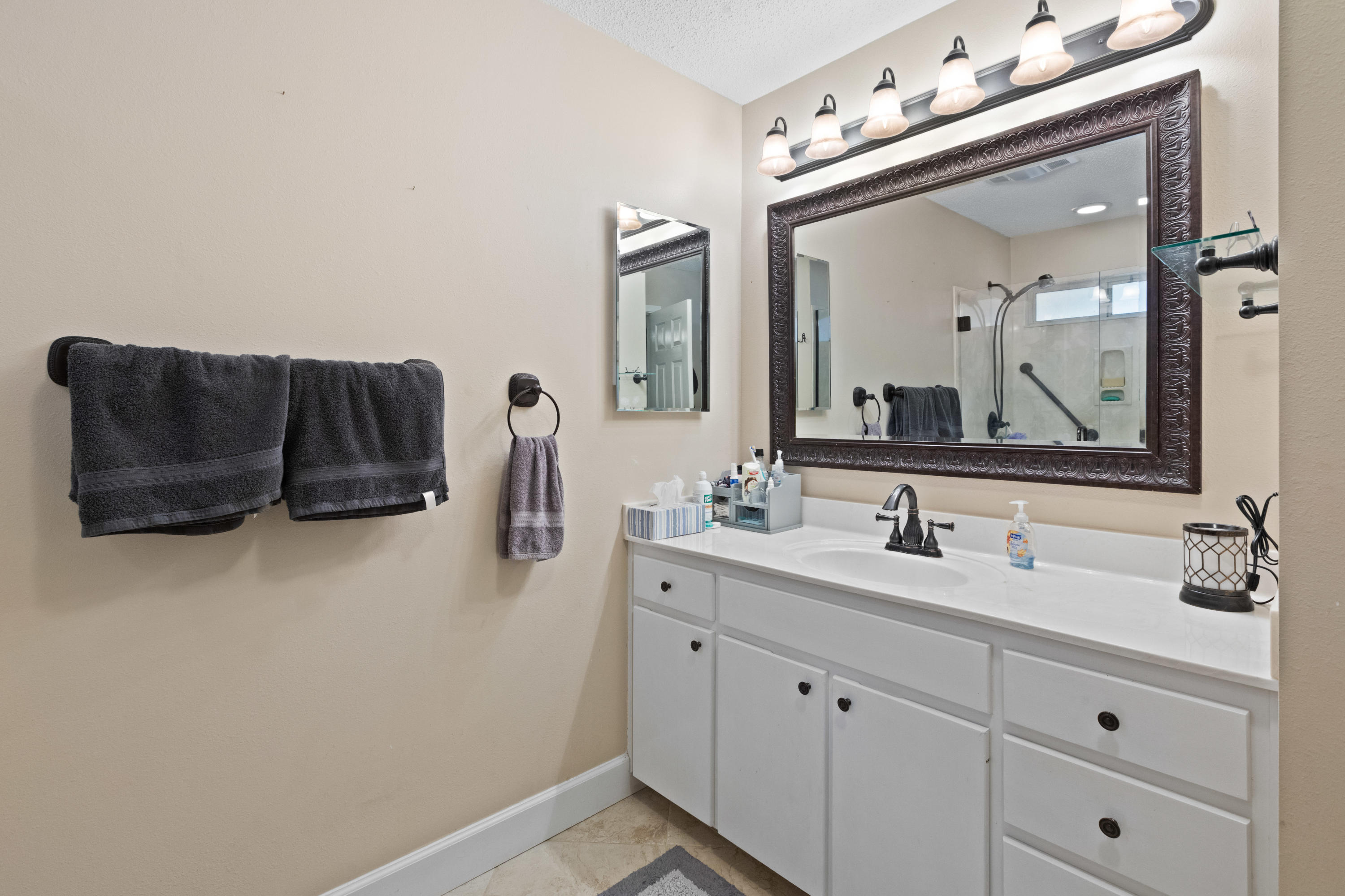 FAIRWAY LAKES PH 2 - Residential