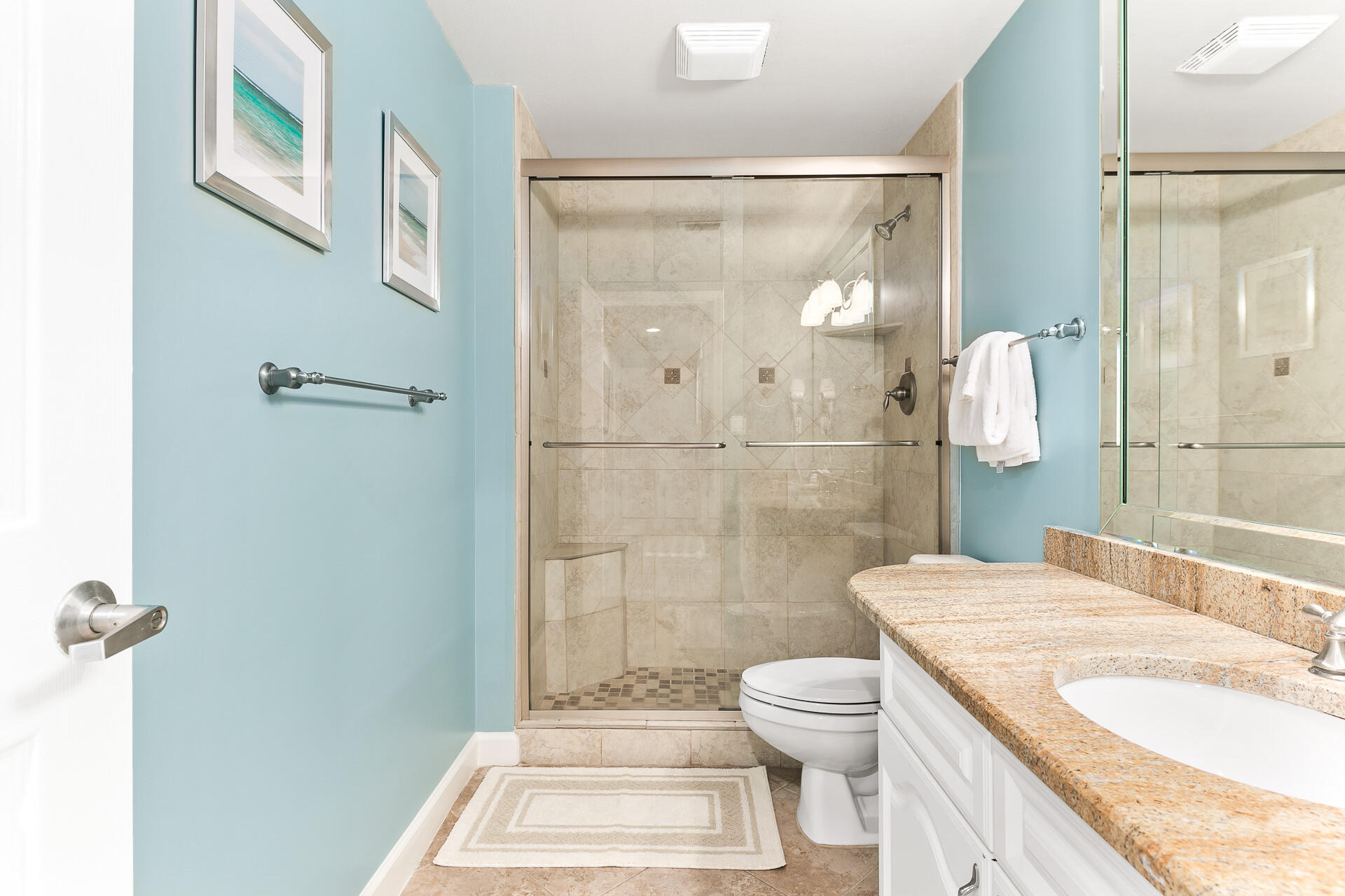 SUMMERCHASE CONDOInn at Crystal Beach - Residential