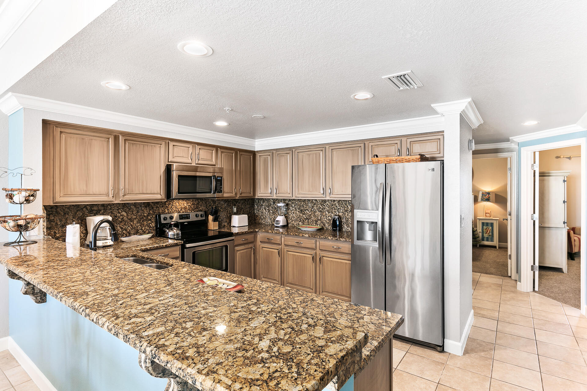 SUMMERCHASE CONDOInn at Crystal Beach - Residential