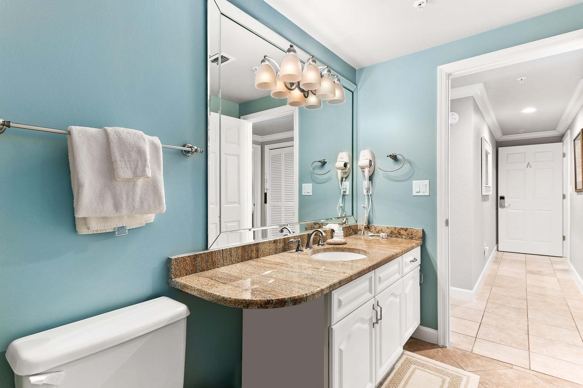 SUMMERCHASE CONDOInn at Crystal Beach - Residential