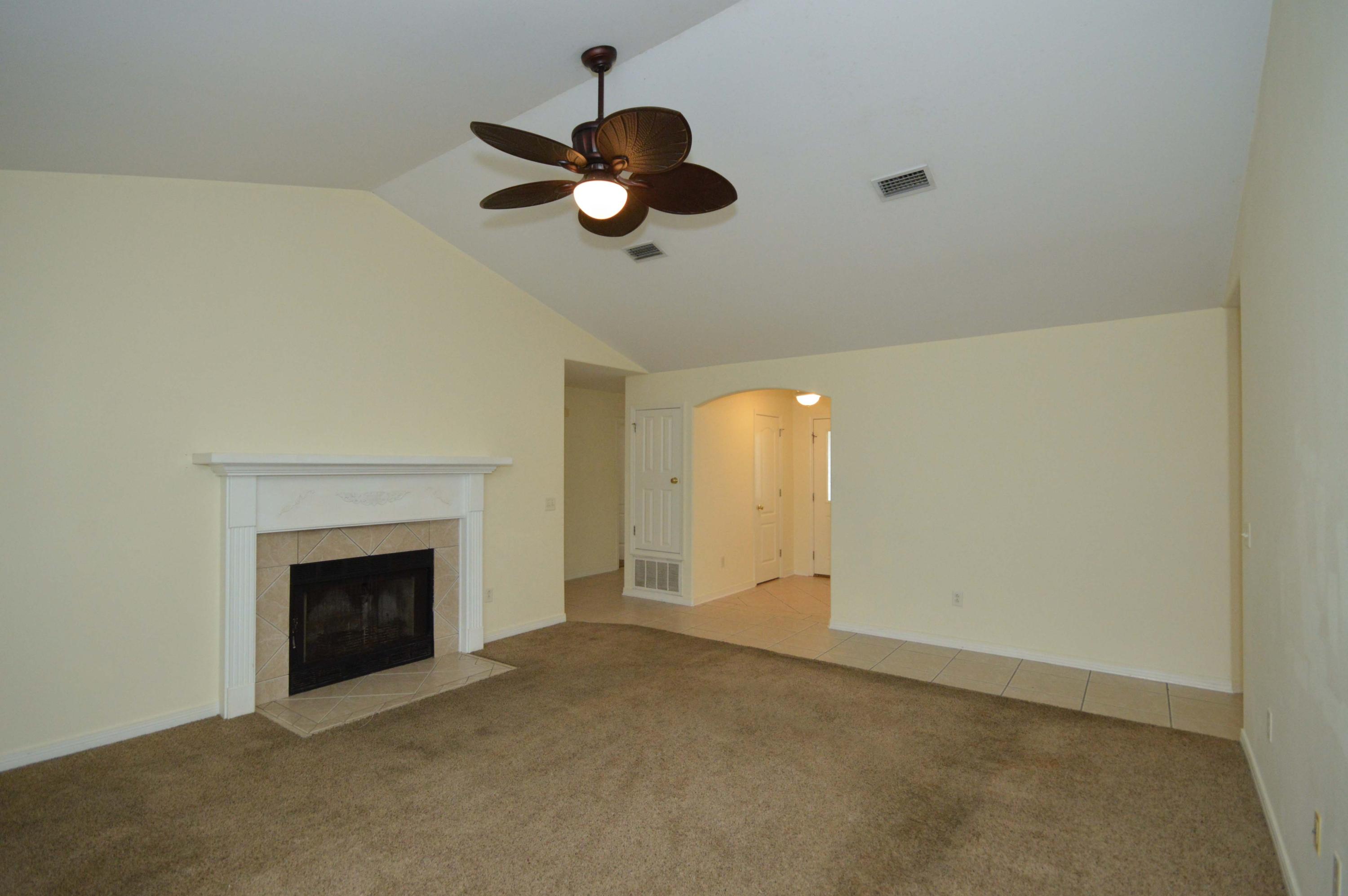 SANTA ROSA SHORES - Residential