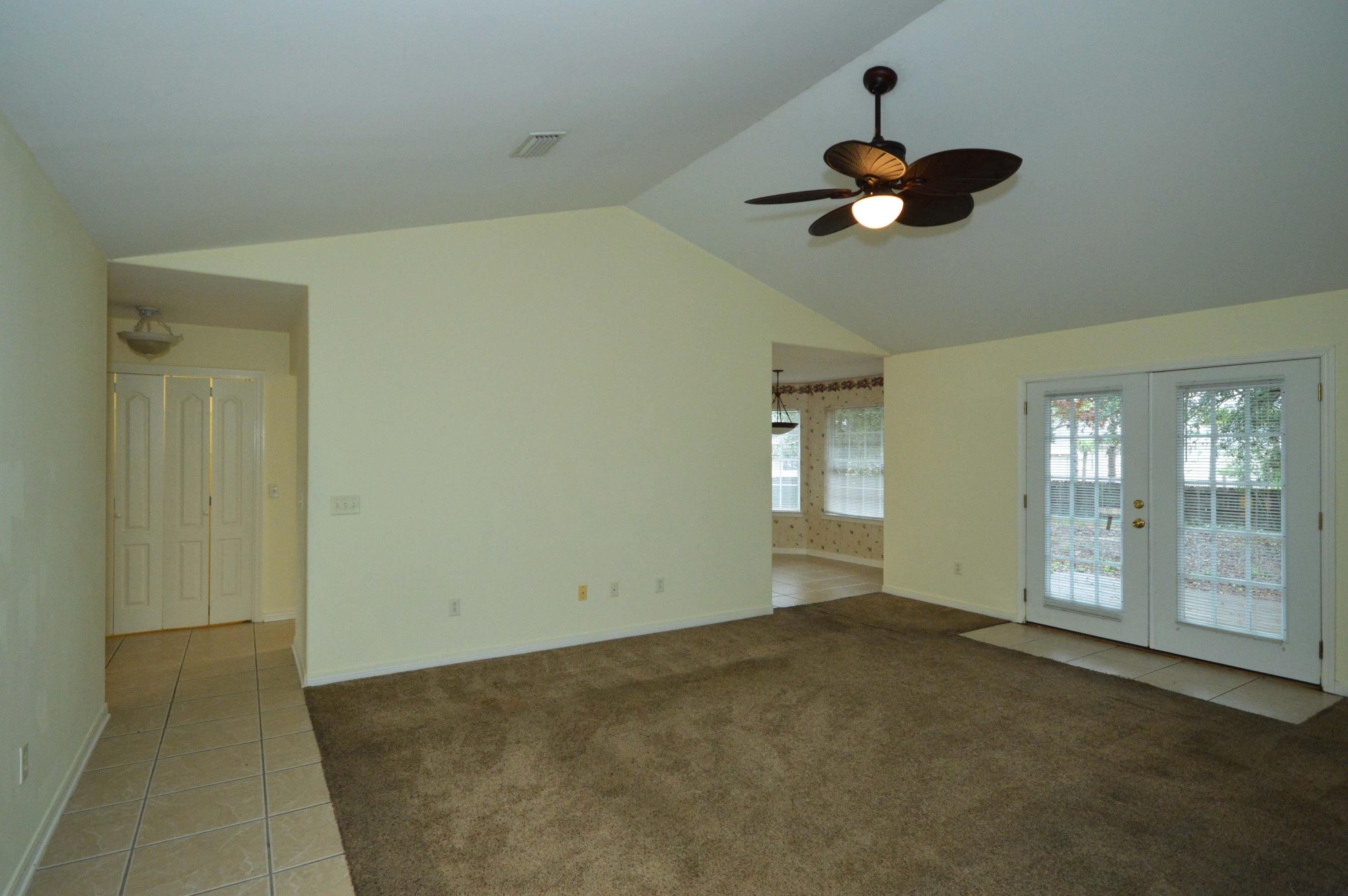 SANTA ROSA SHORES - Residential