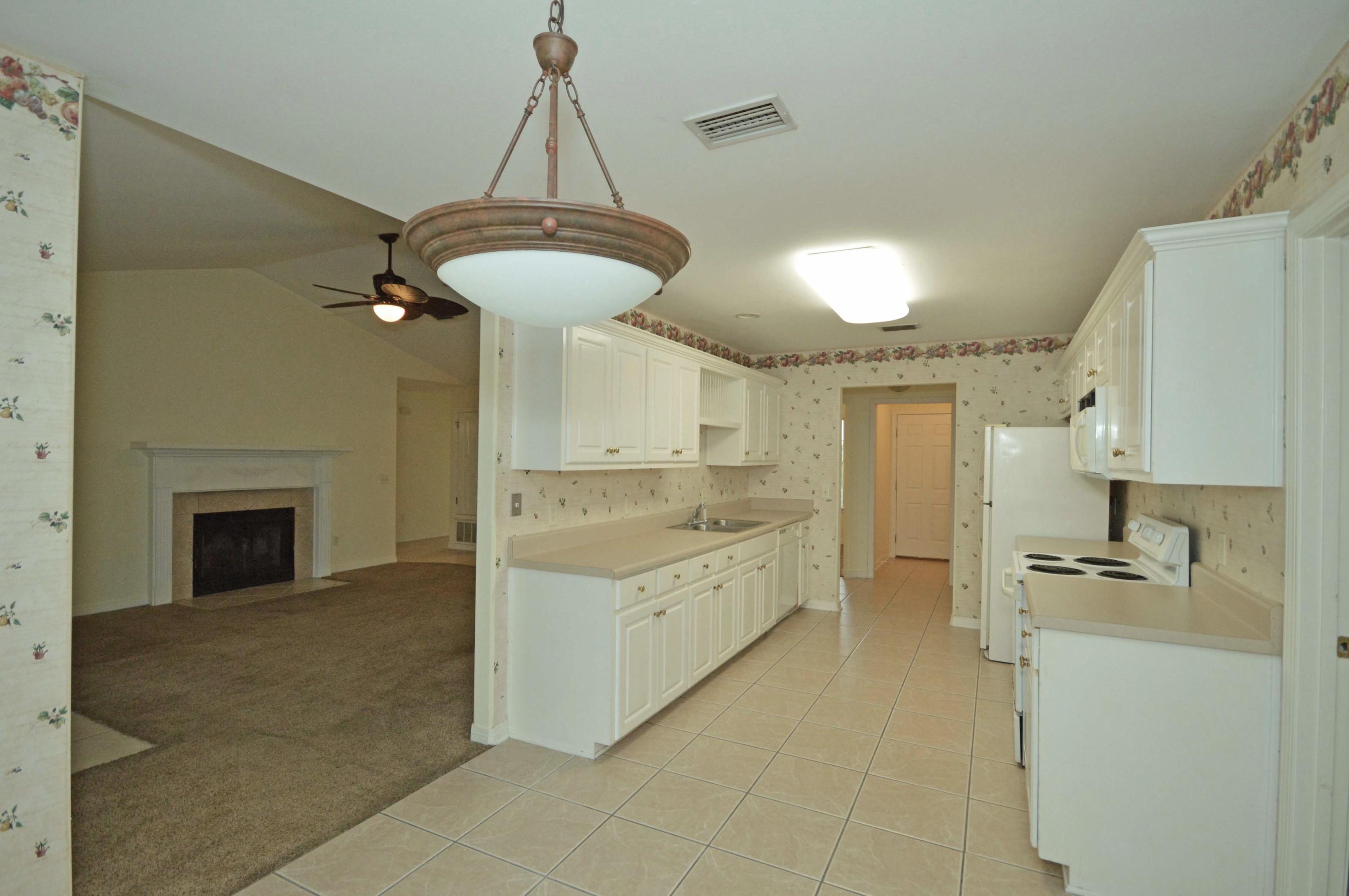 SANTA ROSA SHORES - Residential