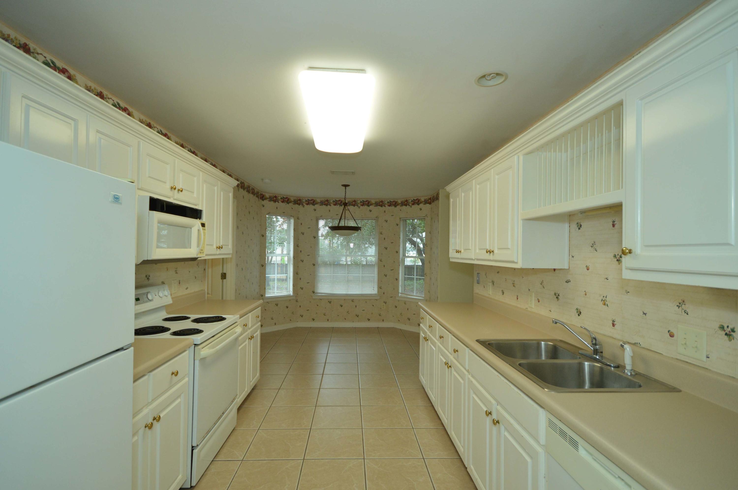 SANTA ROSA SHORES - Residential