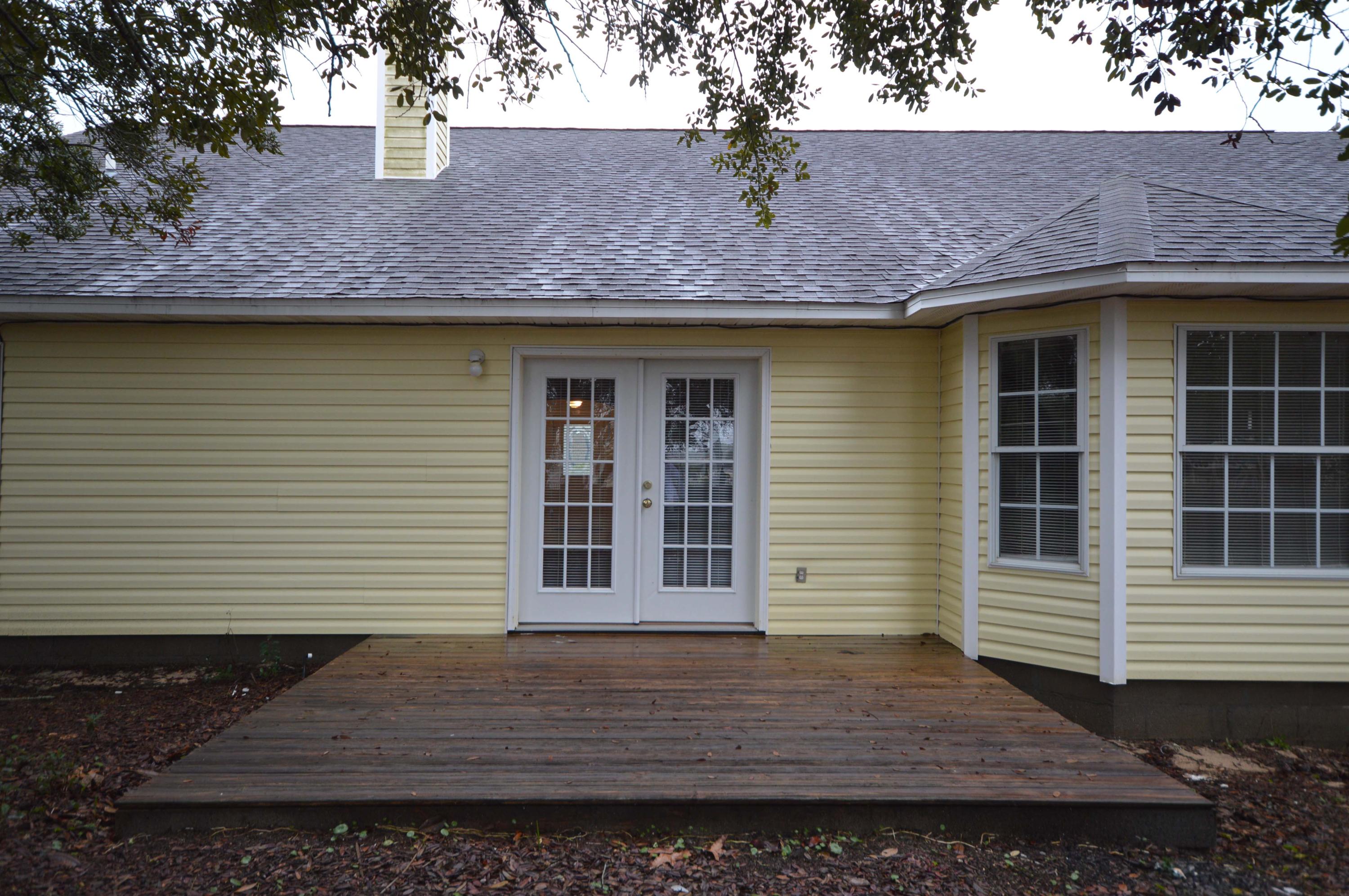 SANTA ROSA SHORES - Residential