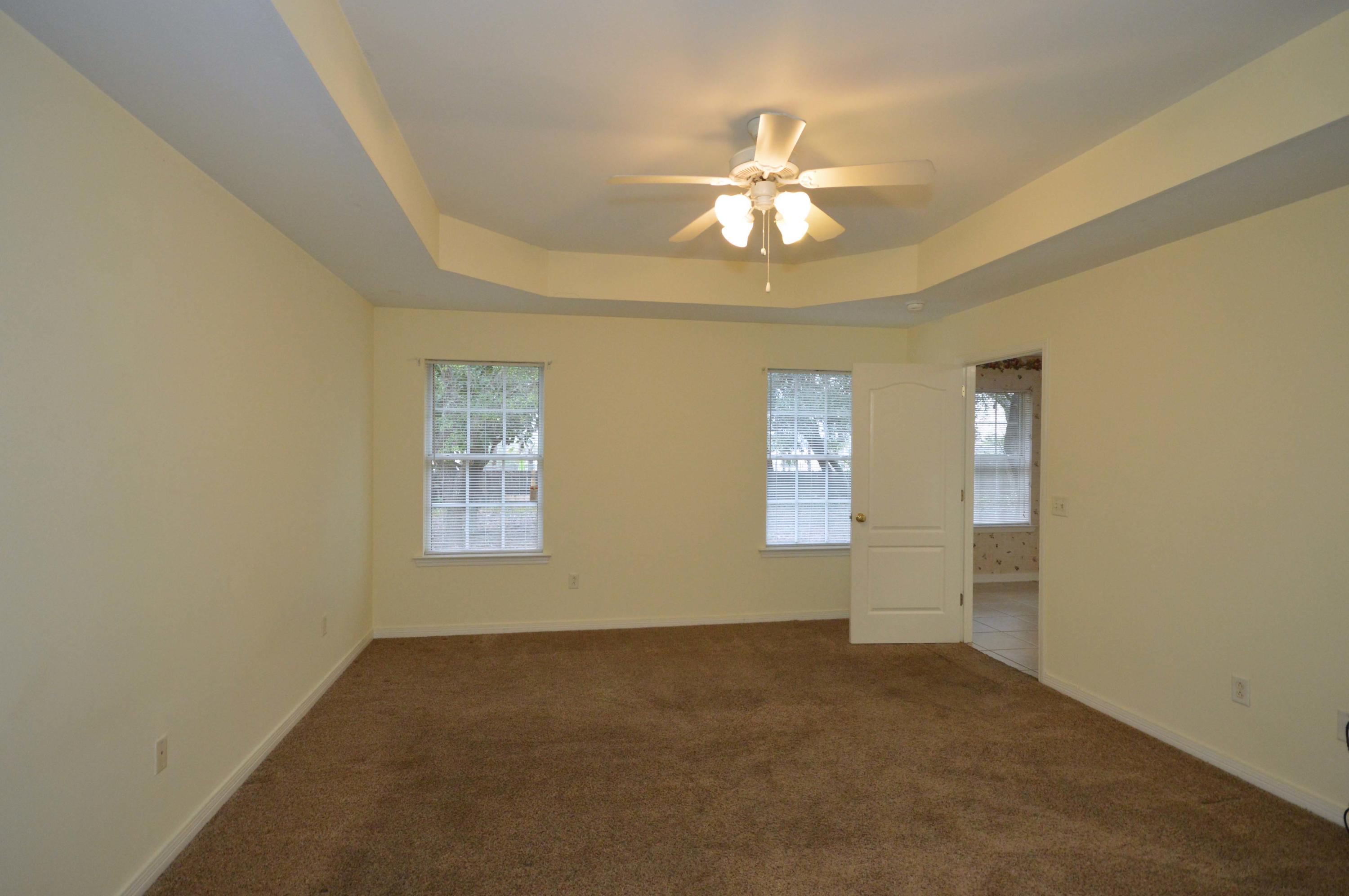 SANTA ROSA SHORES - Residential