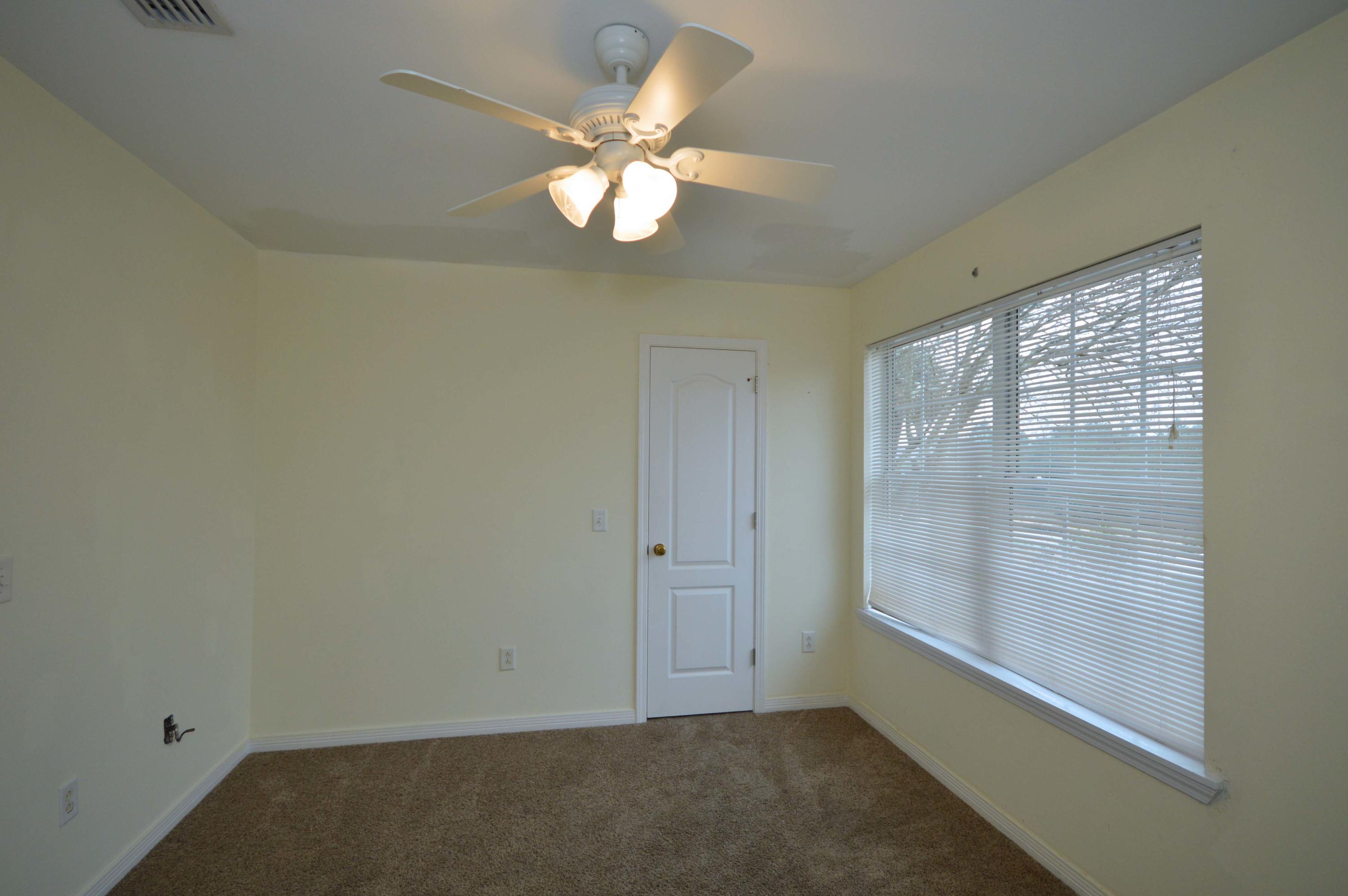 SANTA ROSA SHORES - Residential