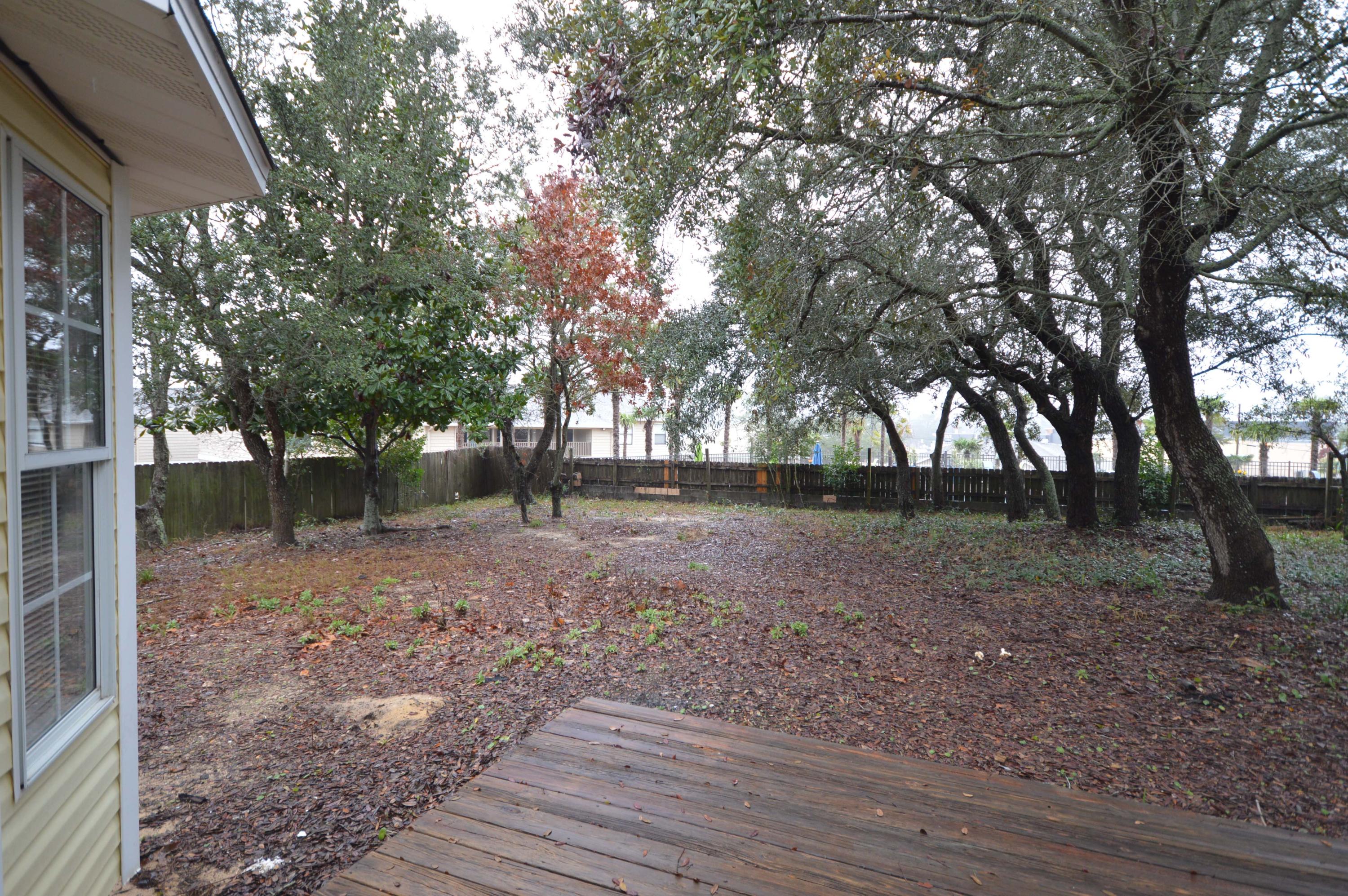 SANTA ROSA SHORES - Residential