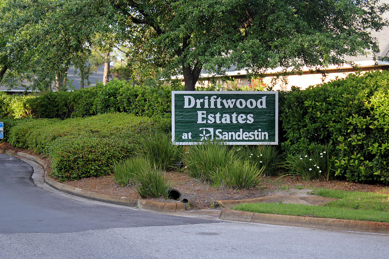 DRIFTWOOD ESTATES - Land