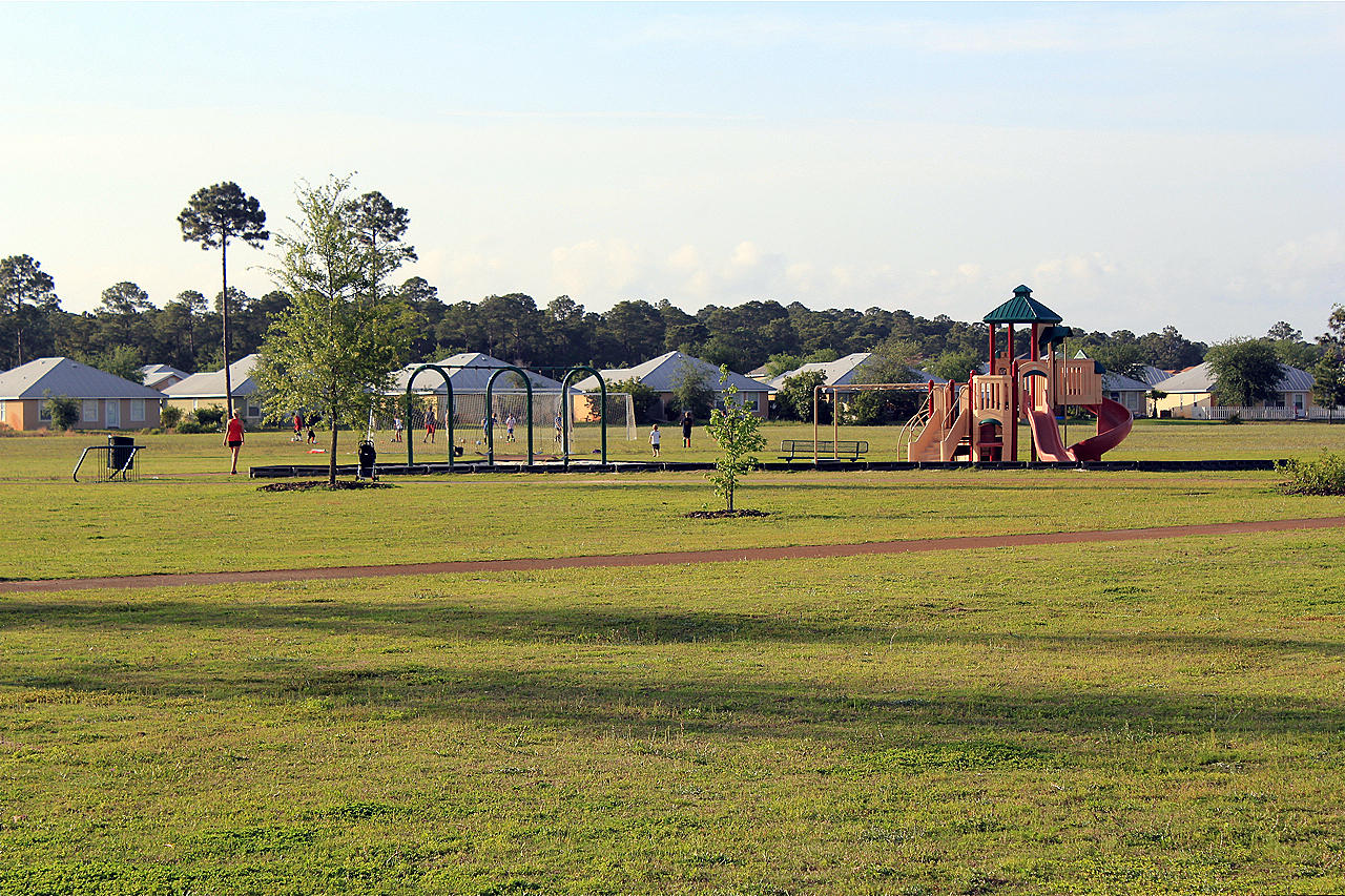 DRIFTWOOD ESTATES - Land