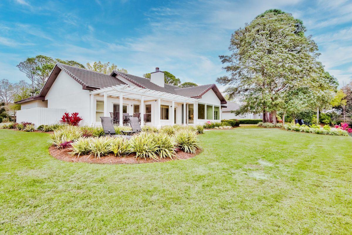 TROON DRIVE - Residential