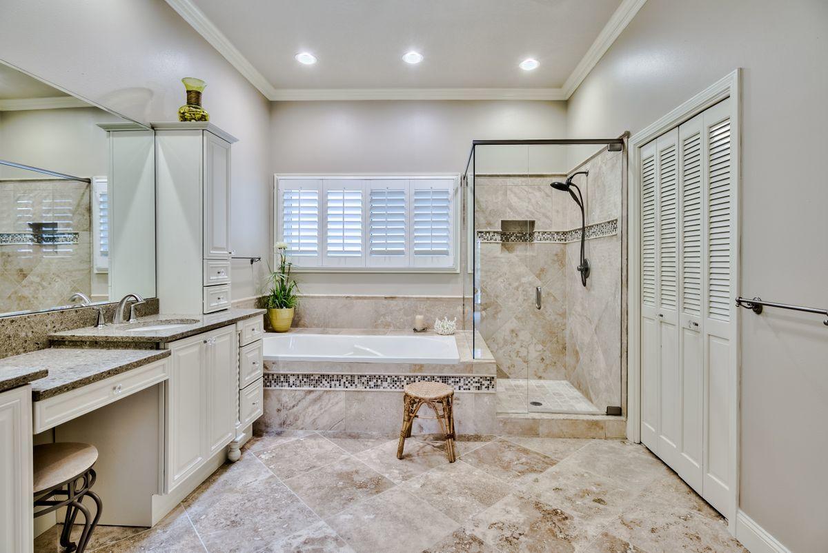 TROON DRIVE - Residential