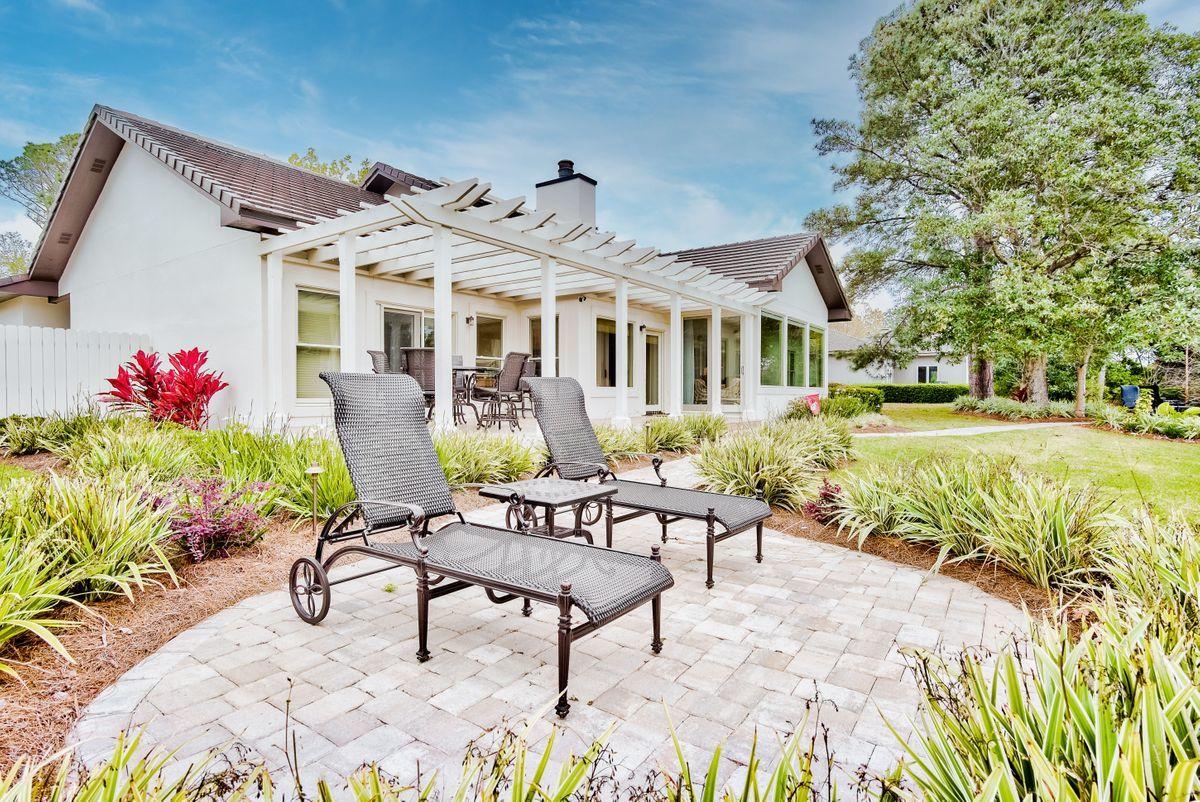 TROON DRIVE - Residential