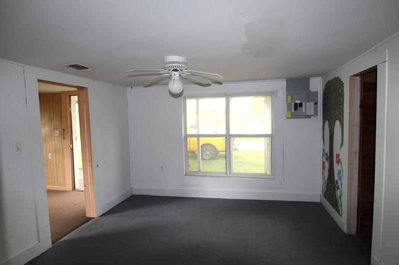 LAUREL HILL - Residential