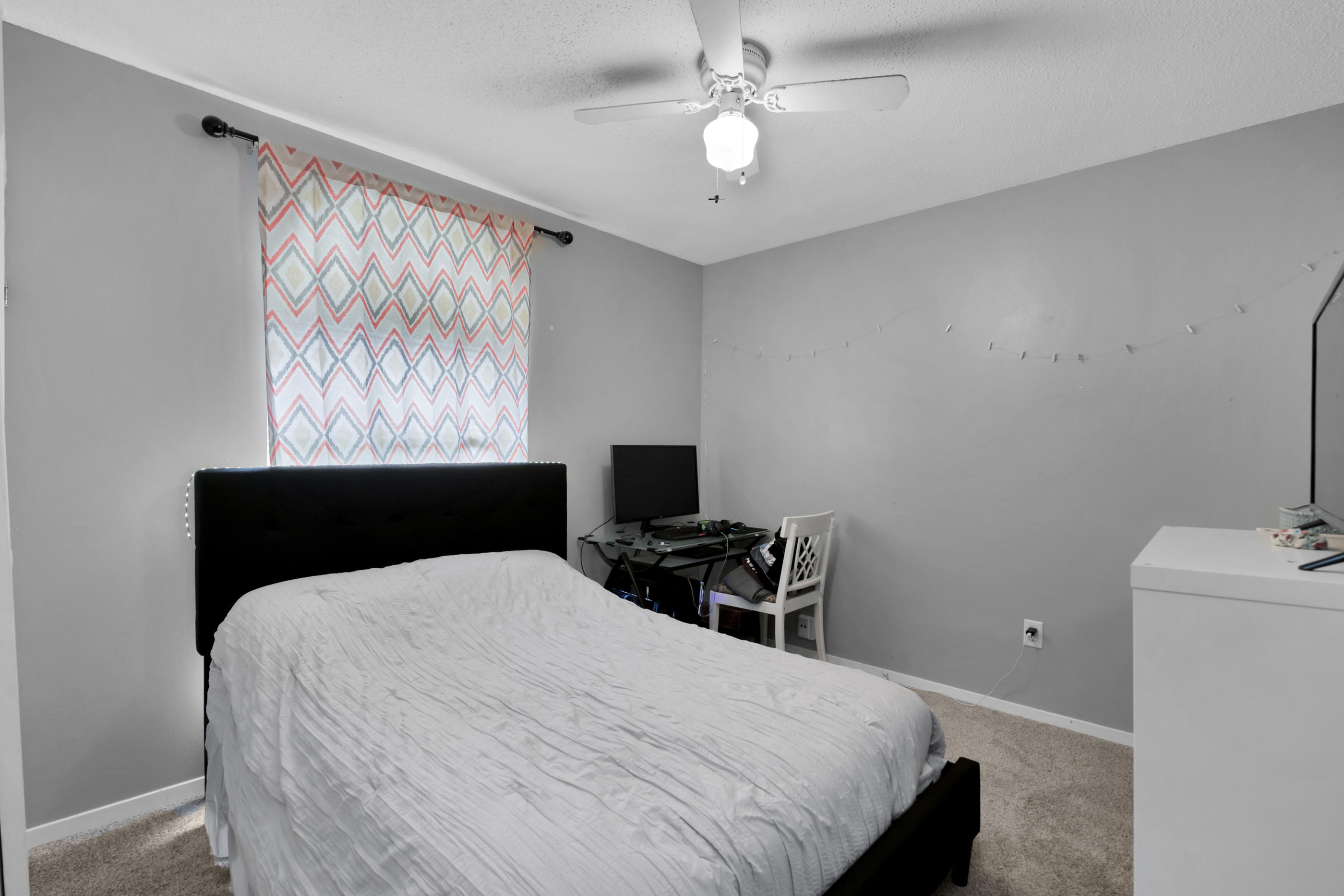 FOX DEN VILLAGES - Residential