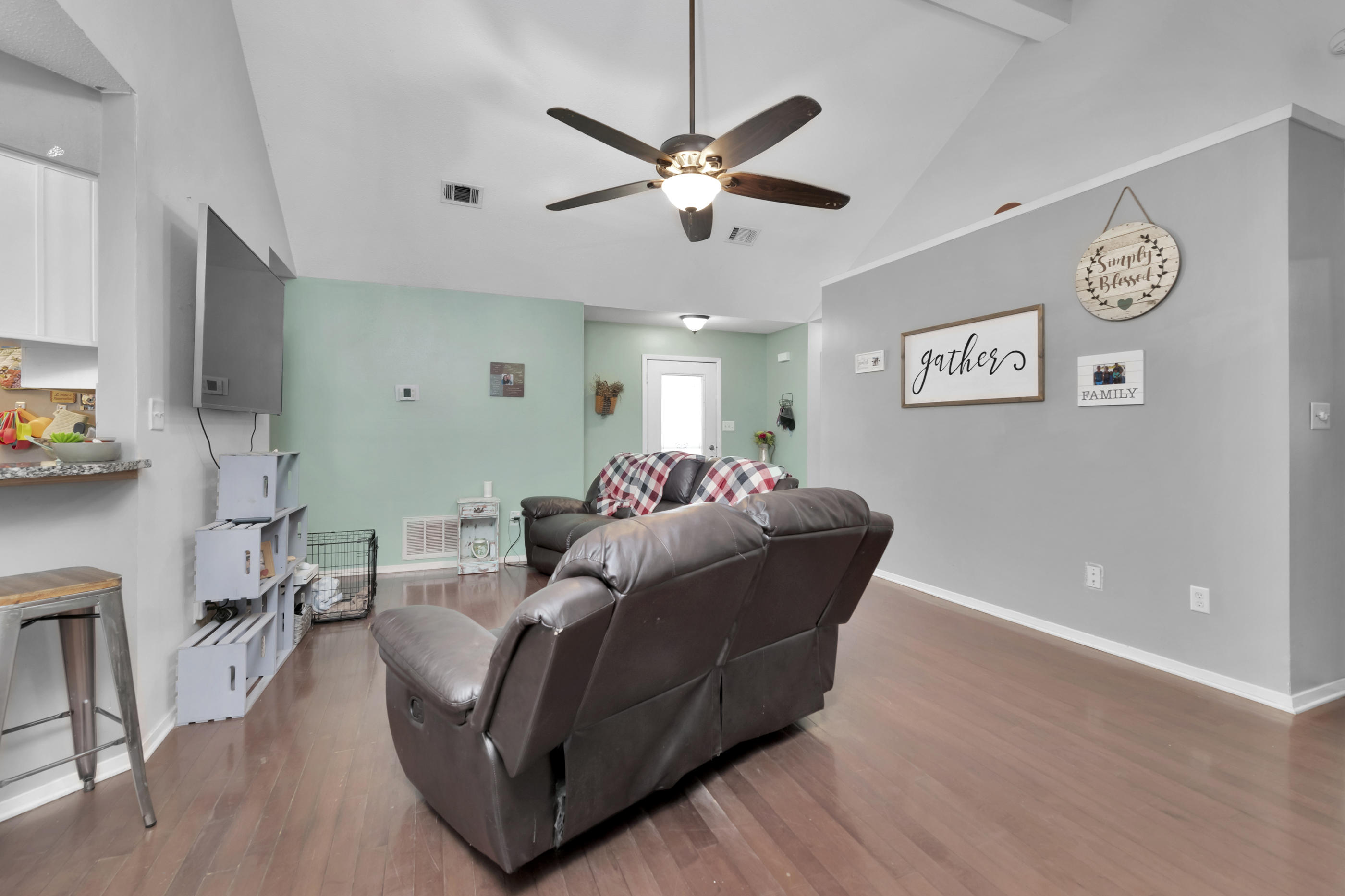 FOX DEN VILLAGES - Residential