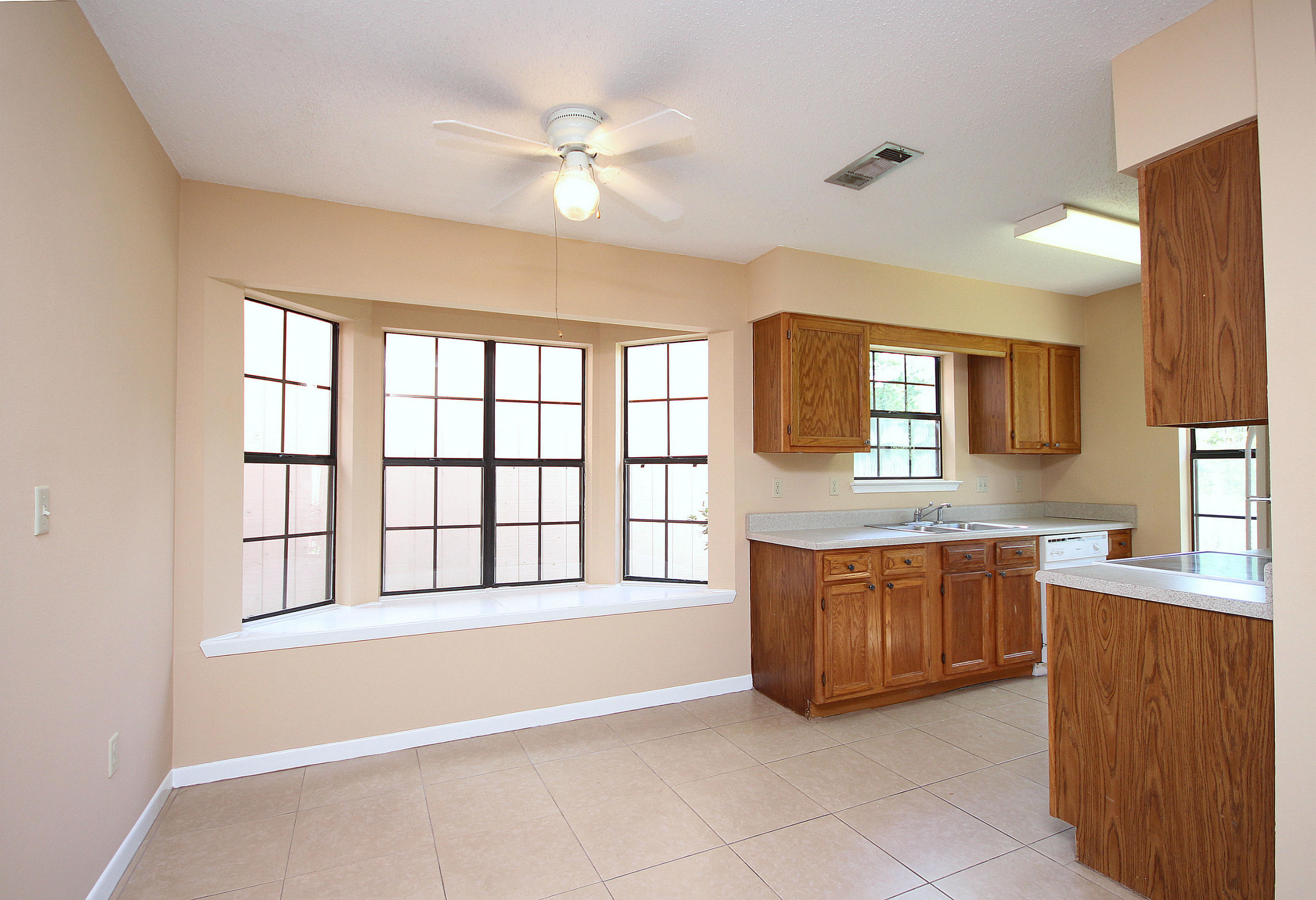 KELLY HILL ESTATES - Residential