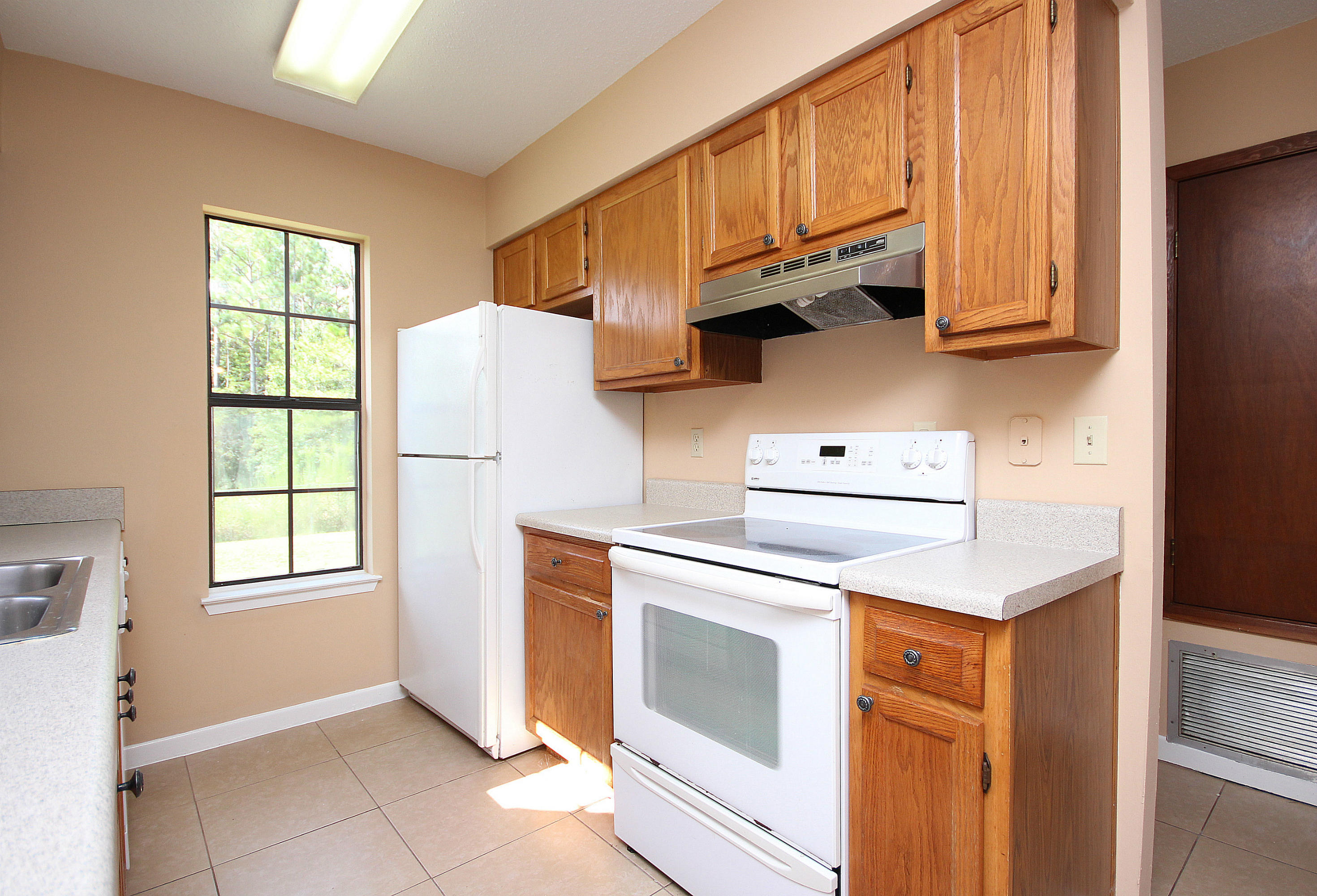 KELLY HILL ESTATES - Residential