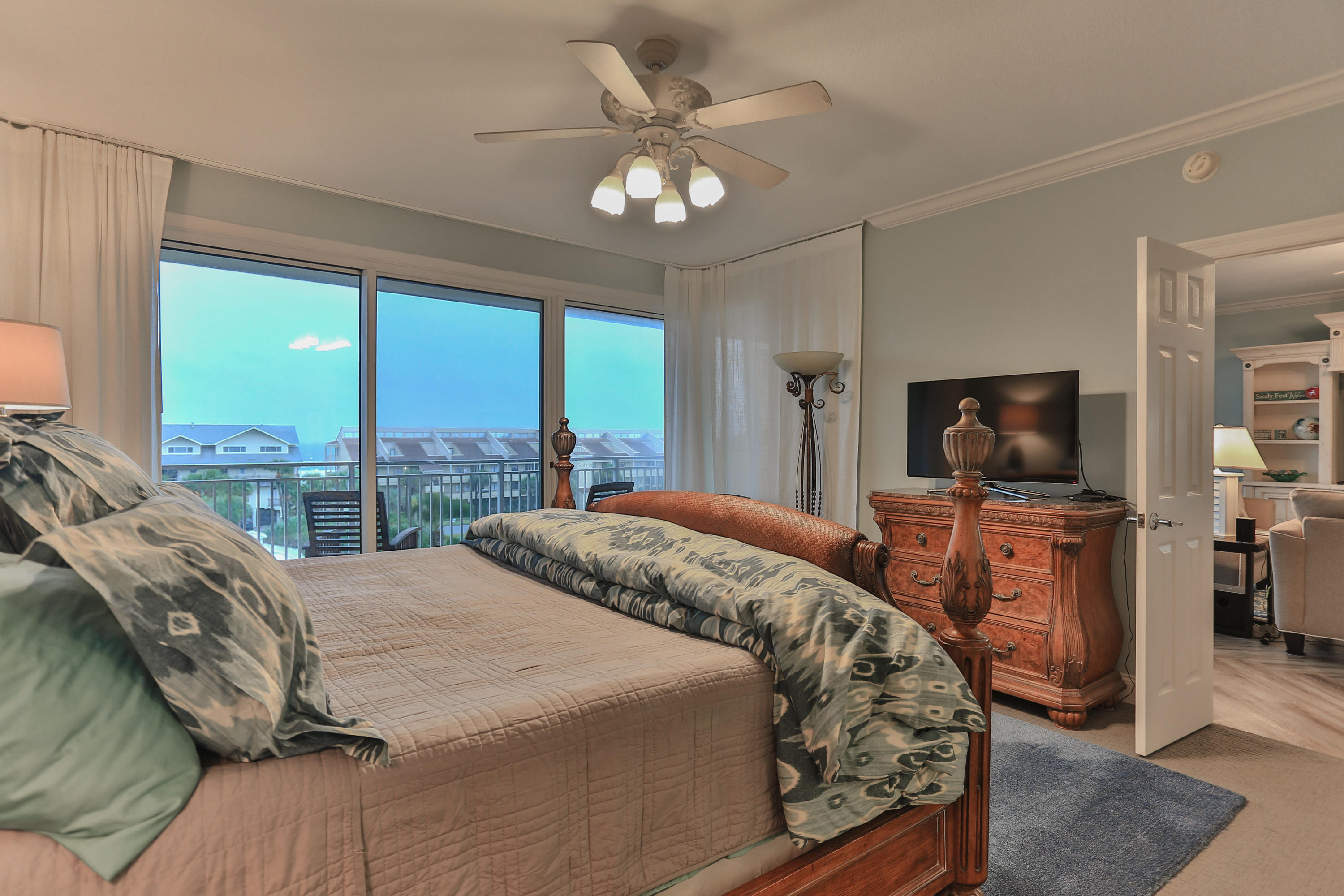 STERLING SHORES - Residential