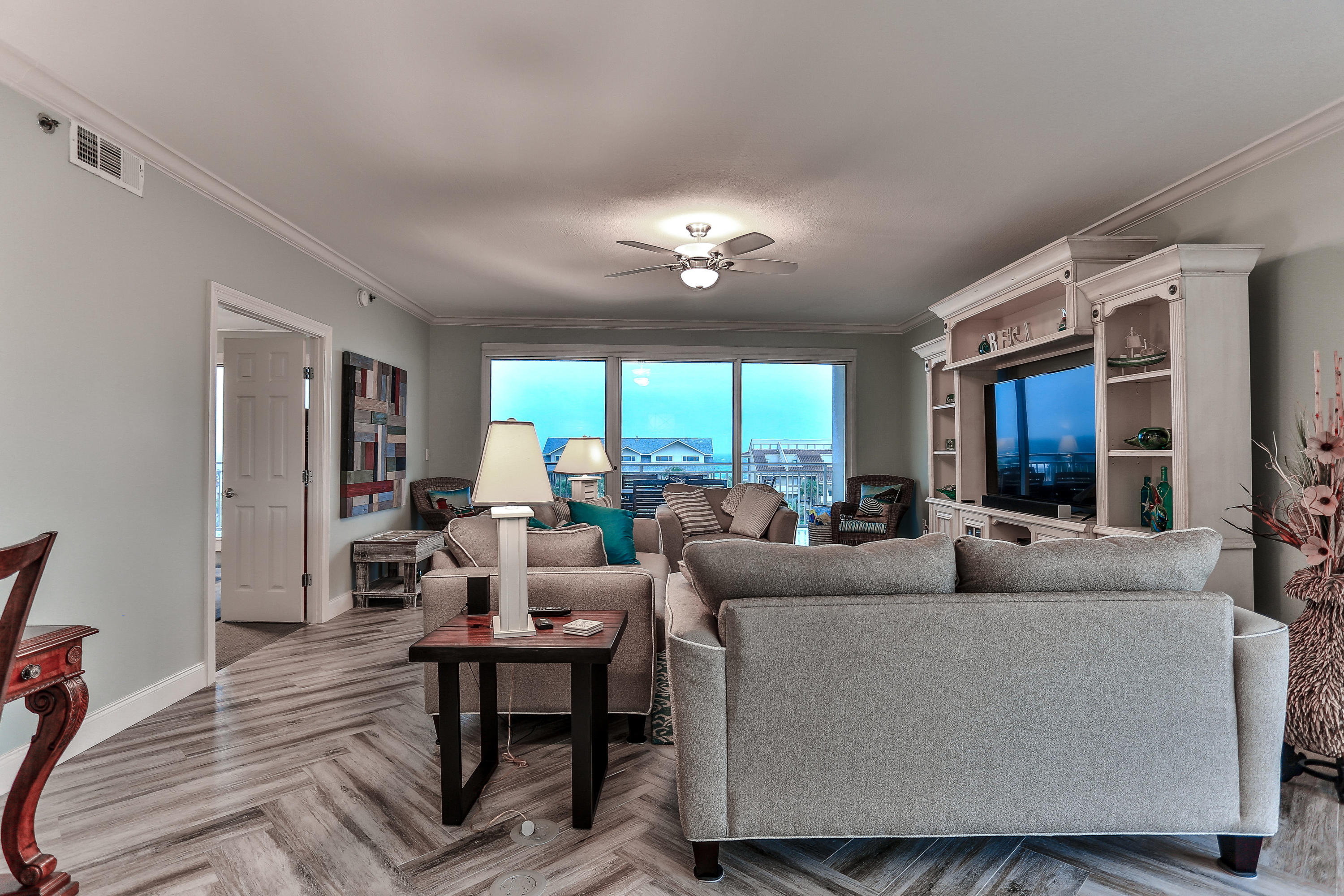 STERLING SHORES - Residential