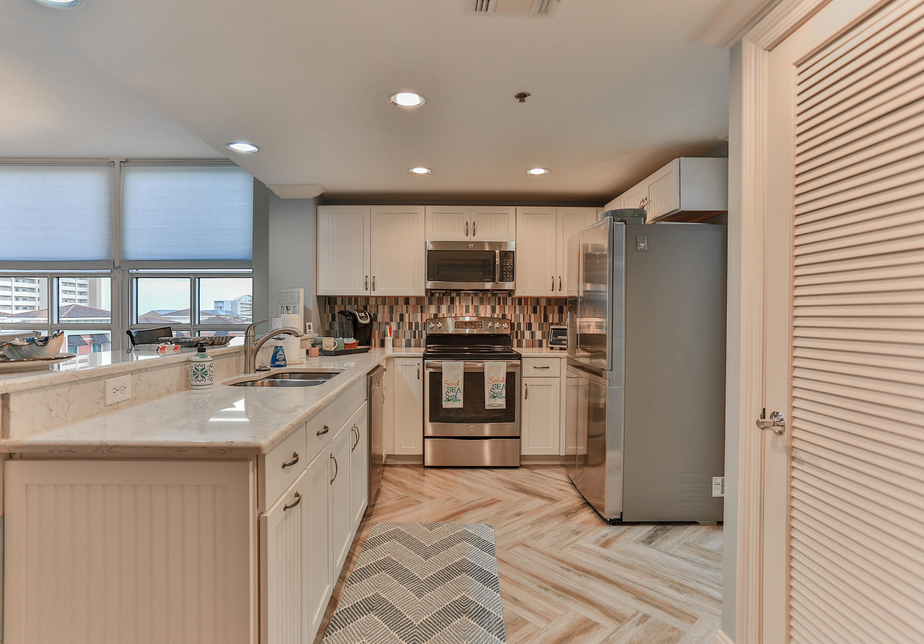 STERLING SHORES - Residential